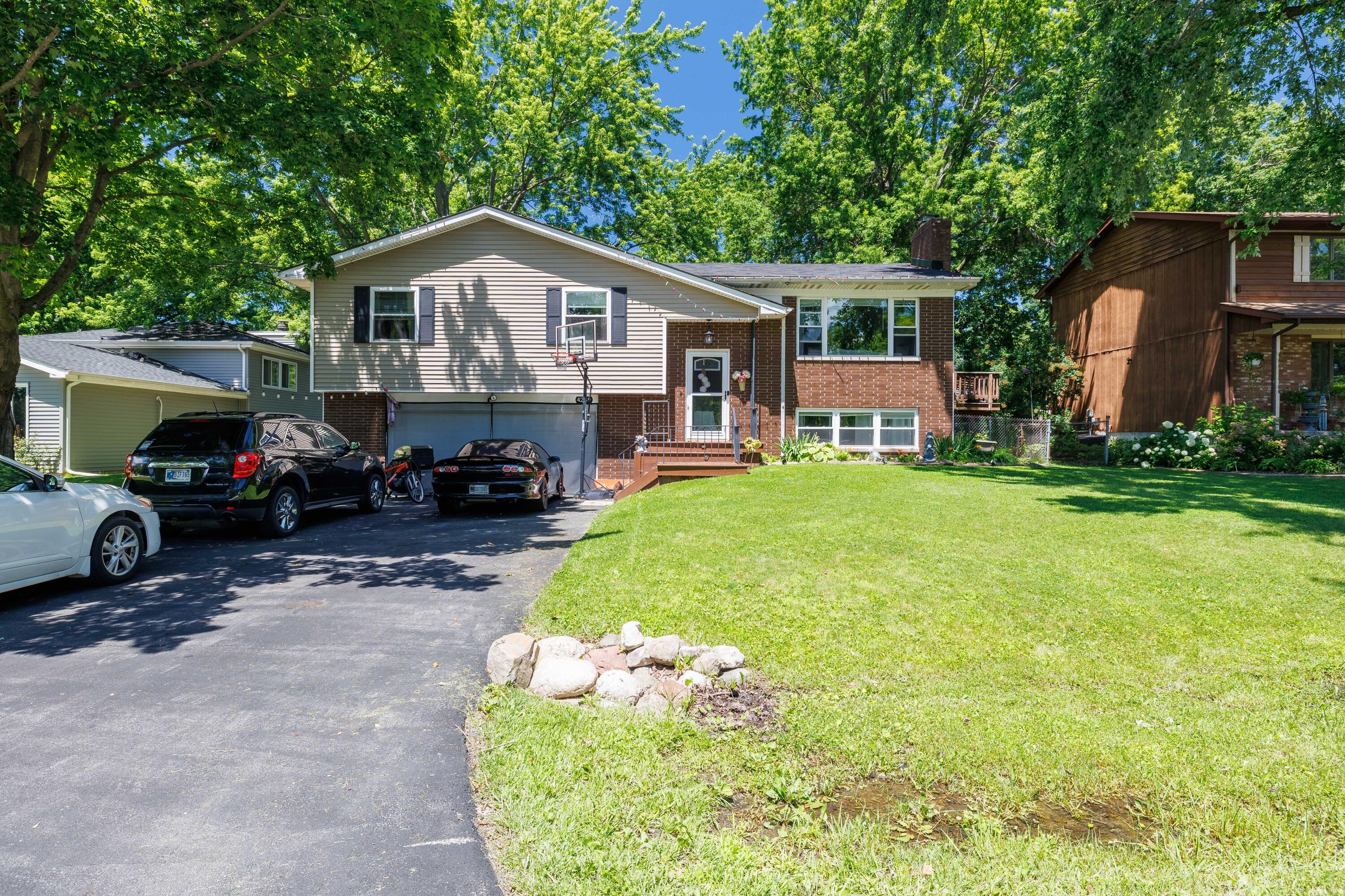 4289 Park Place, Crown Point, IN 46307; Image #2