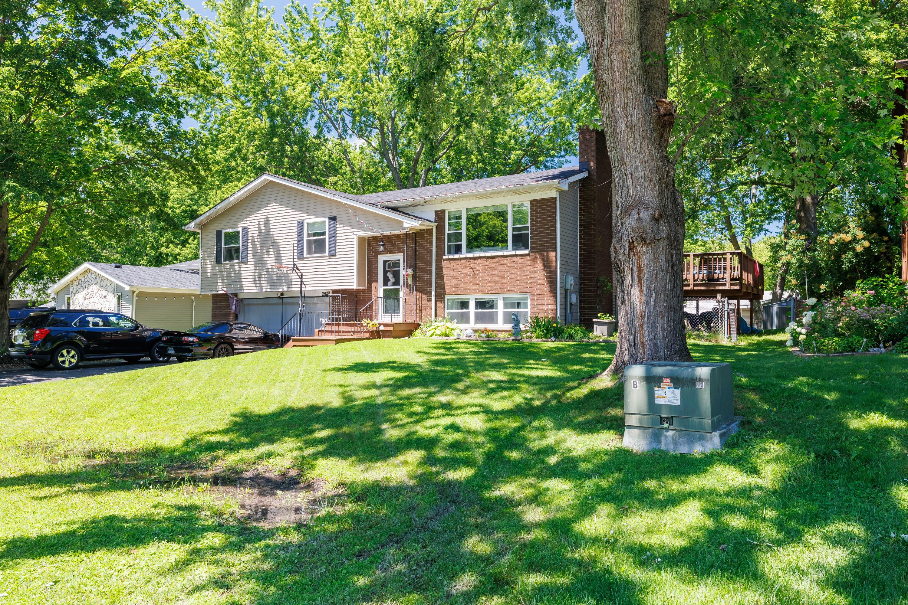 4289 Park Place, Crown Point, IN 46307; Image #3