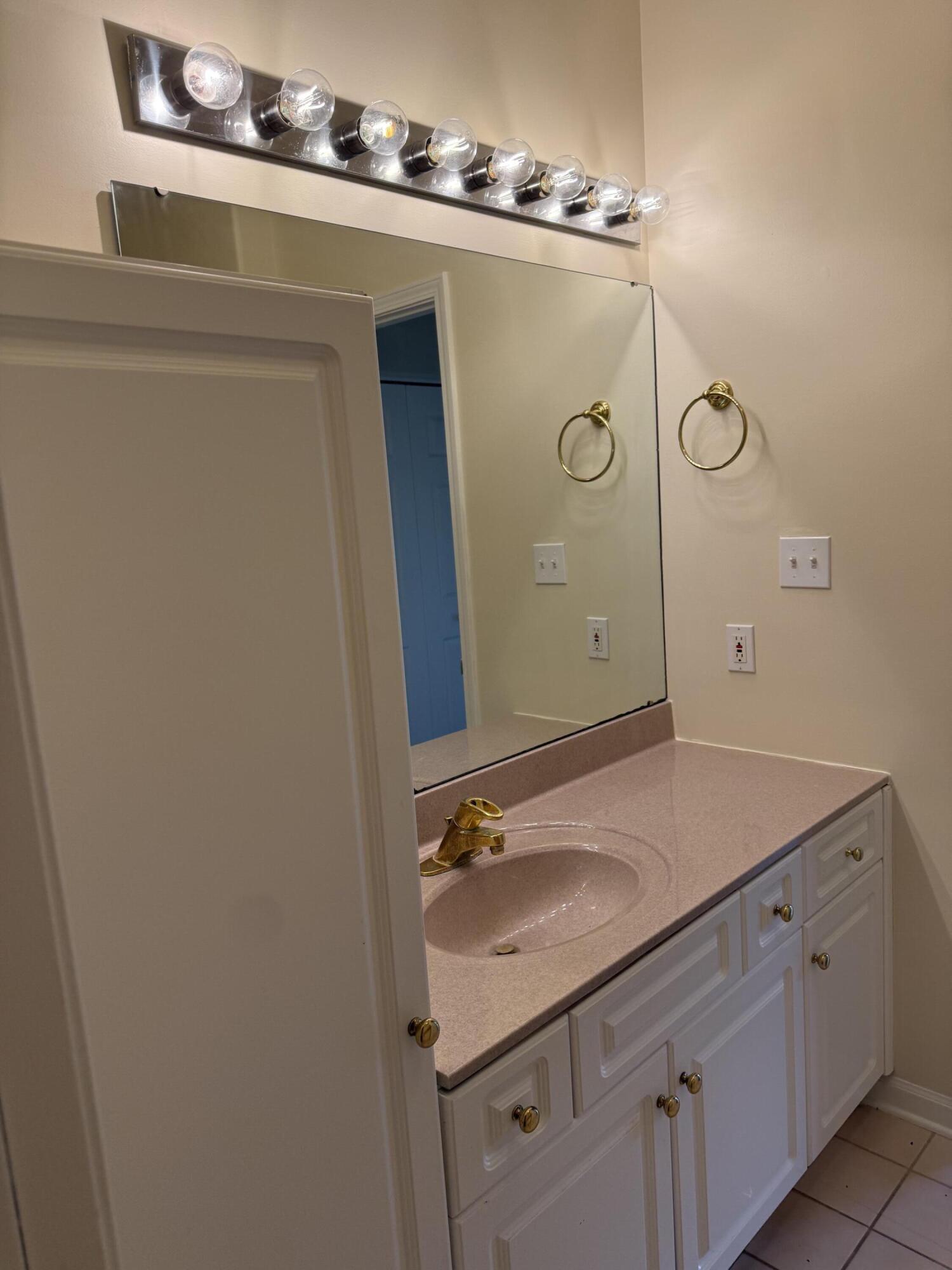 9247 Norris Drive, Hobart, IN 46342; Image #27