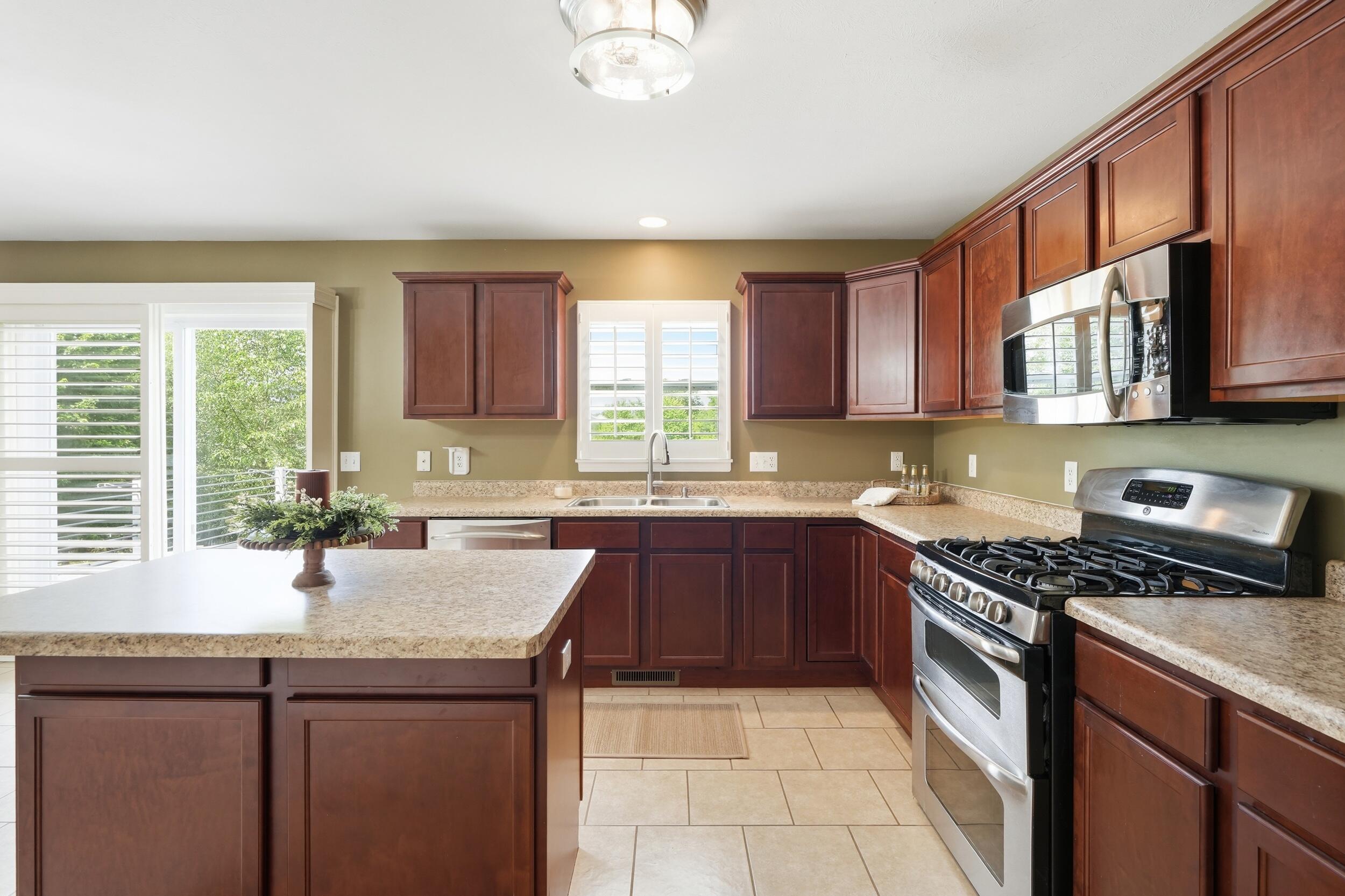 1587 Brackenbury Lane, Crown Point, IN 46307; Image #13