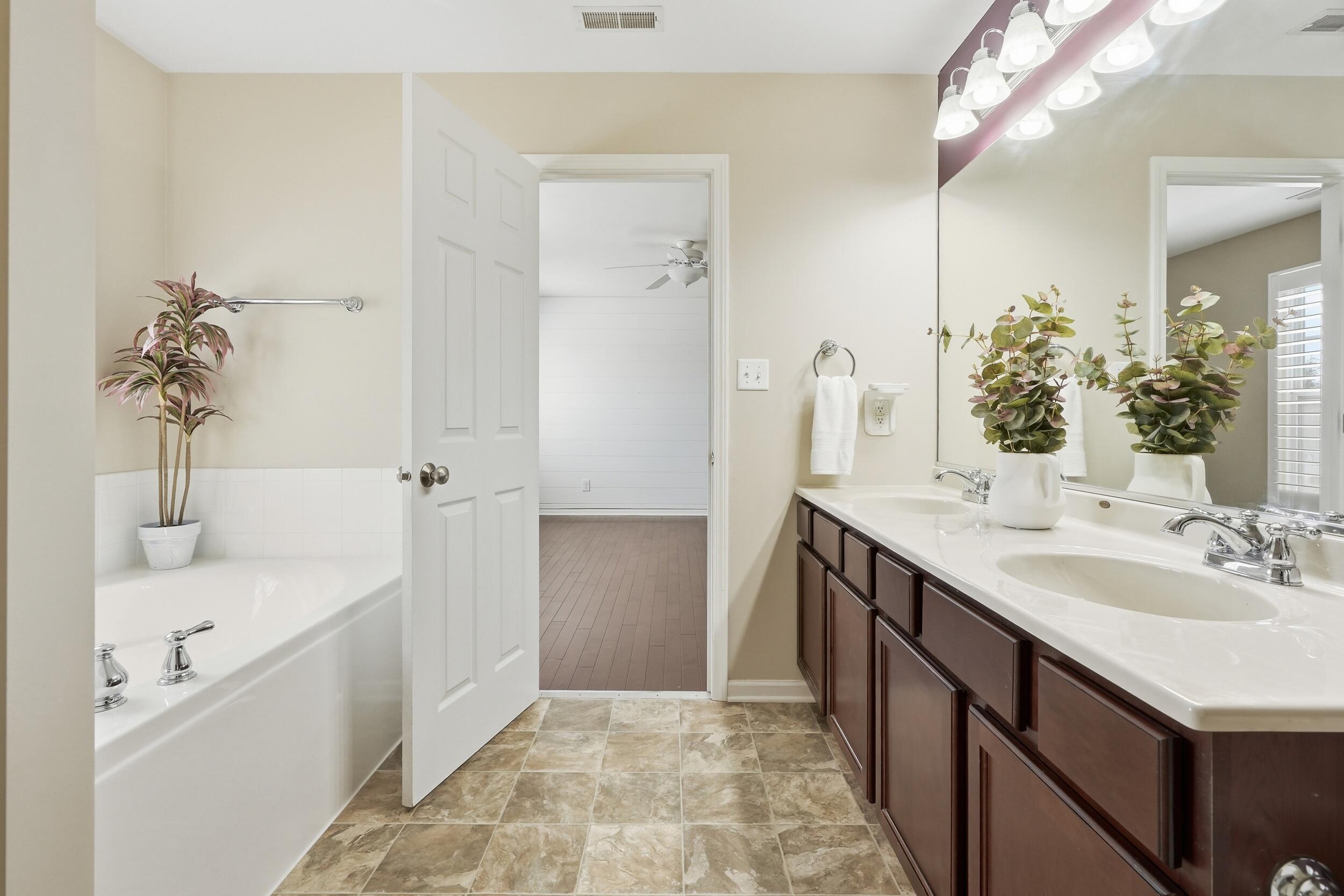 1587 Brackenbury Lane, Crown Point, IN 46307; Image #20
