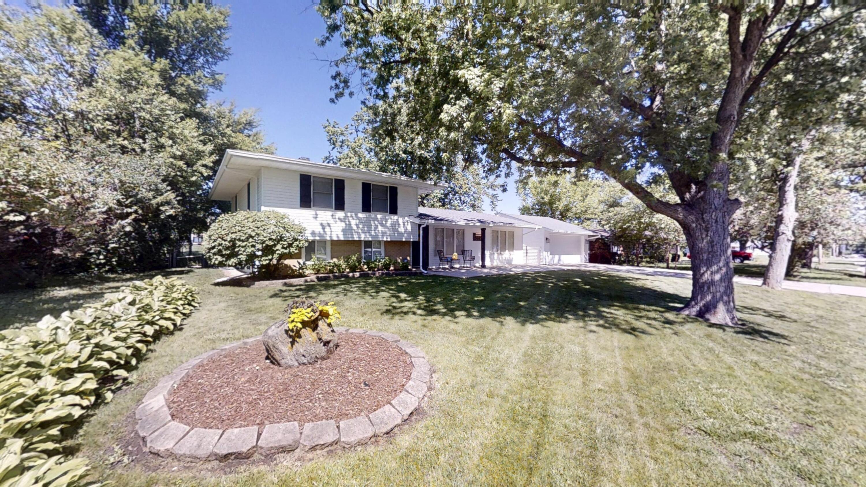 8020 Hendricks Street, Merrillville, IN 46410; Image #2