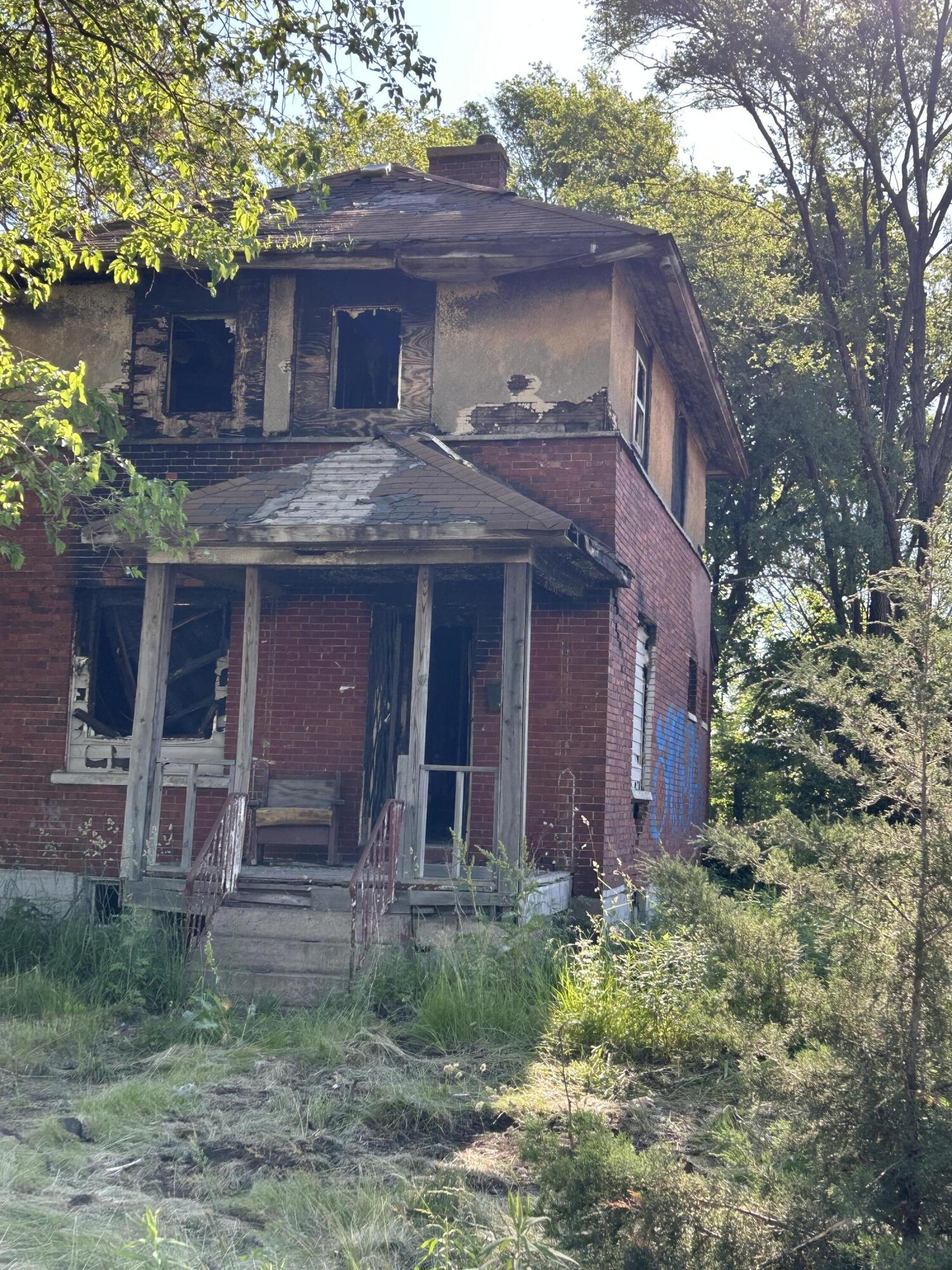 Prev Image