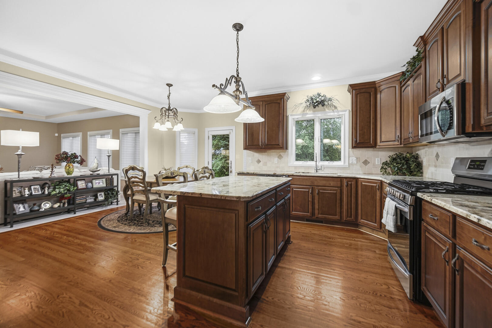 1129 Wellington Terrace, Schererville, IN 46375; Image #8