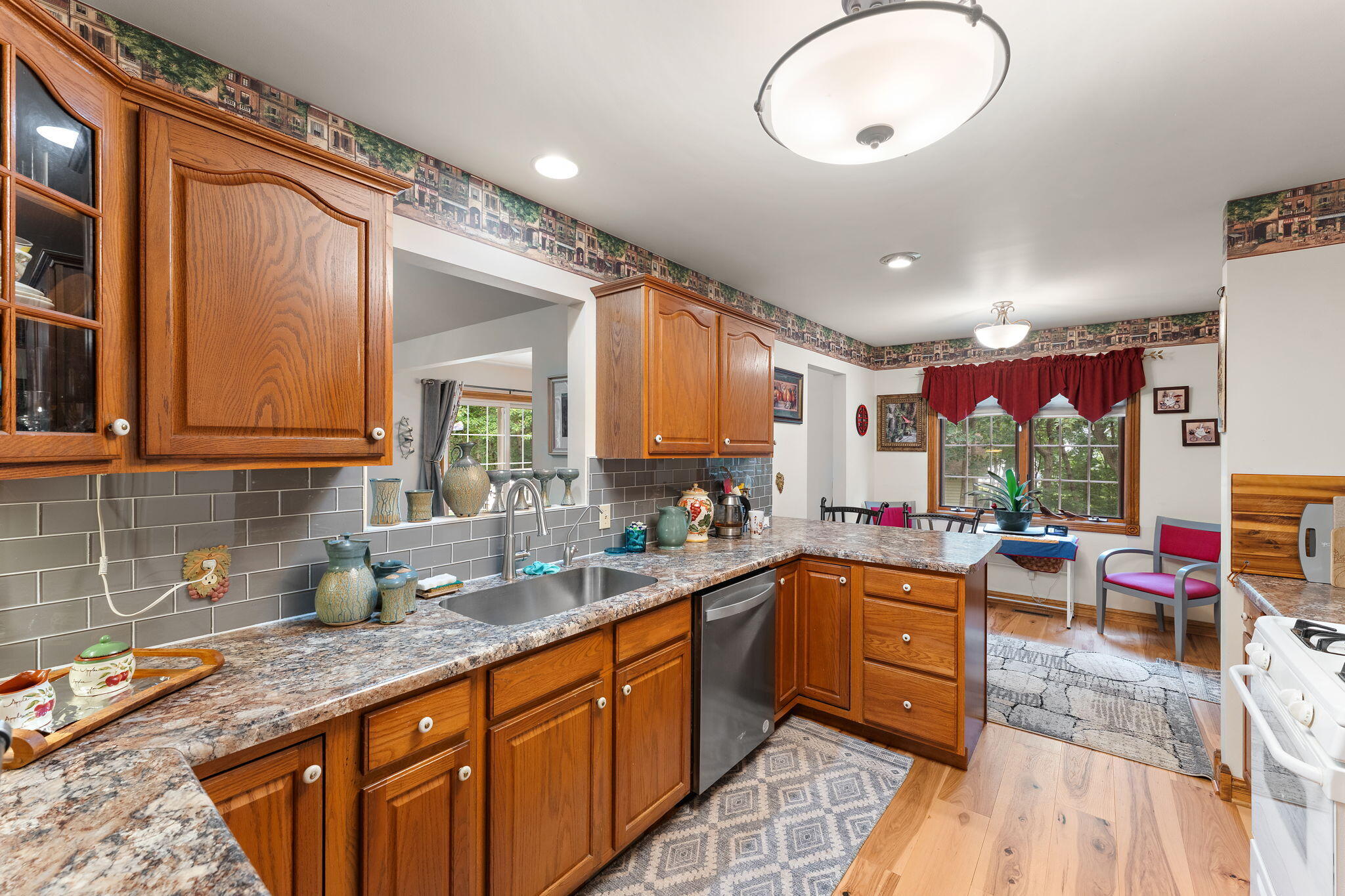 10856 N Makeever Drive E, DeMotte, IN 46310; Image #12