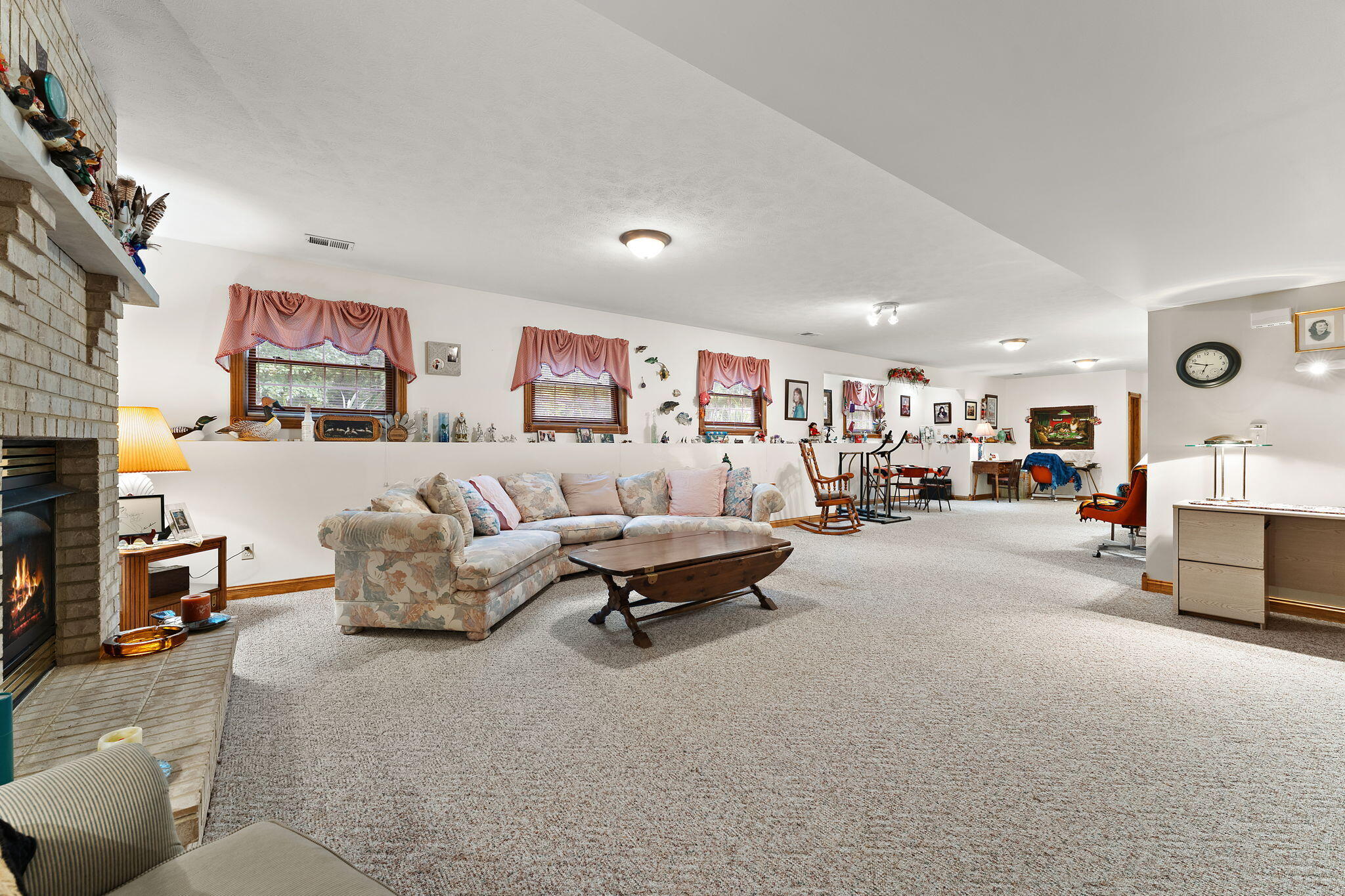 10856 N Makeever Drive E, DeMotte, IN 46310; Image #29