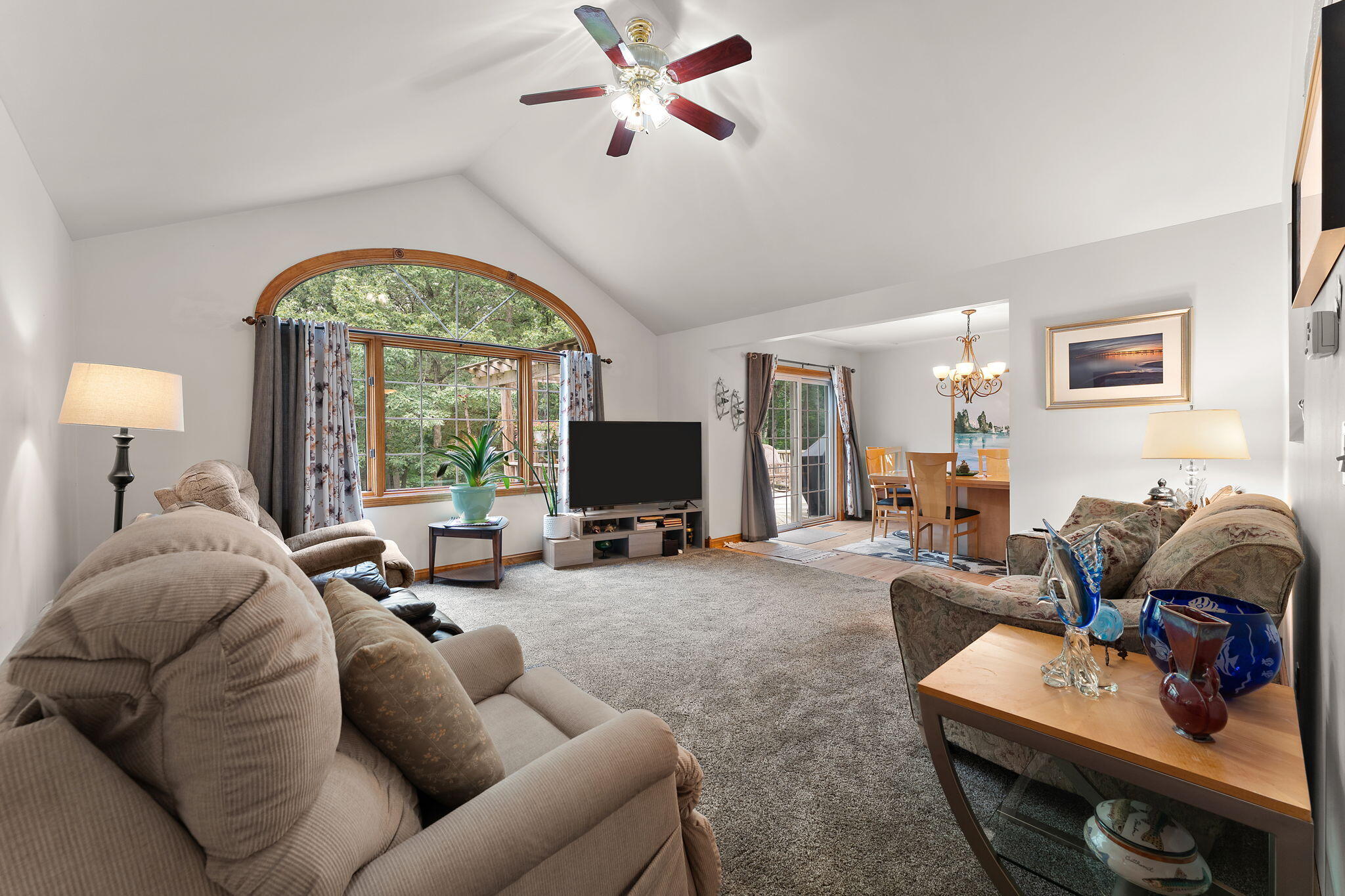 10856 N Makeever Drive E, DeMotte, IN 46310; Image #3