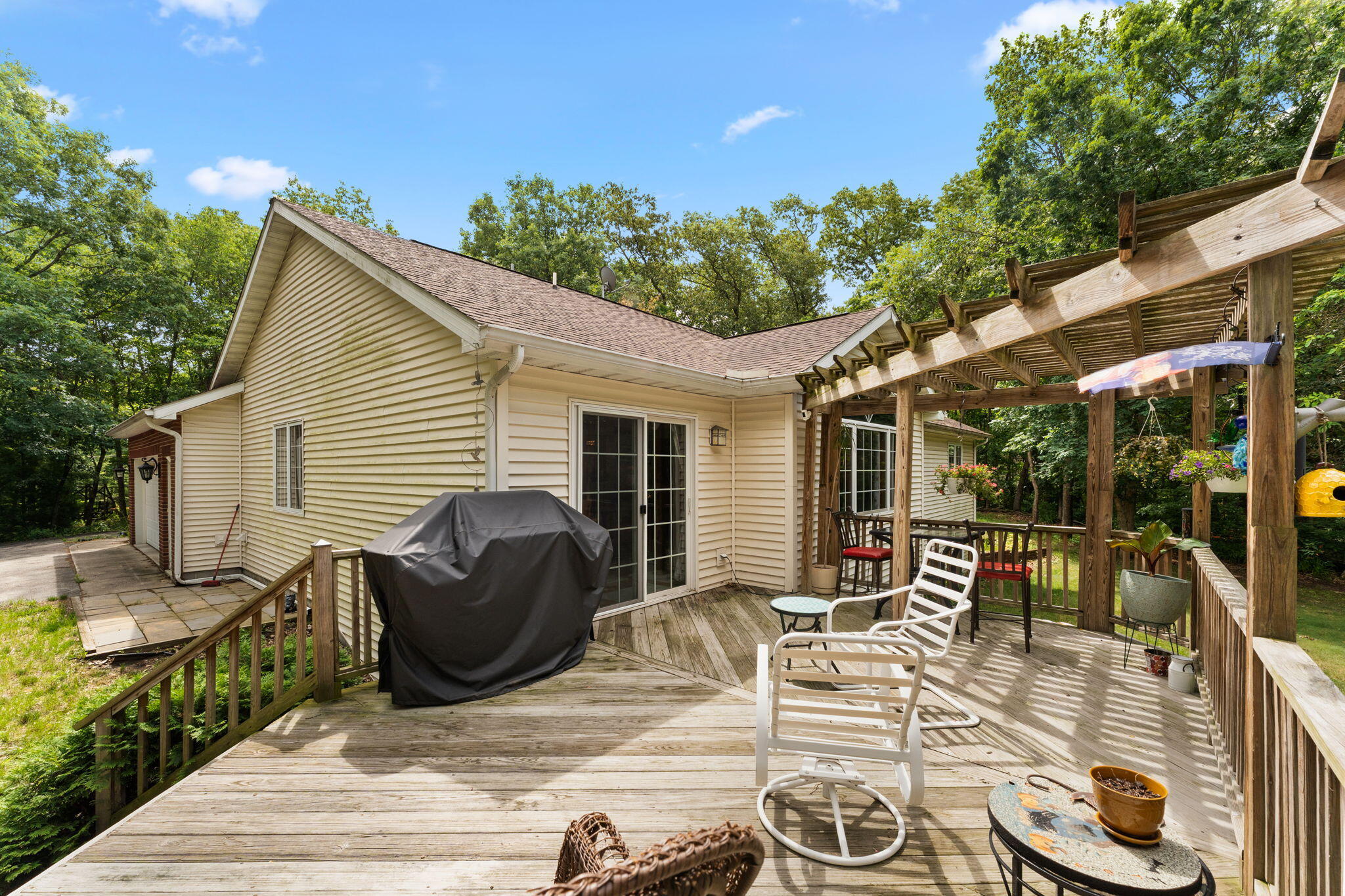 10856 N Makeever Drive E, DeMotte, IN 46310; Image #36
