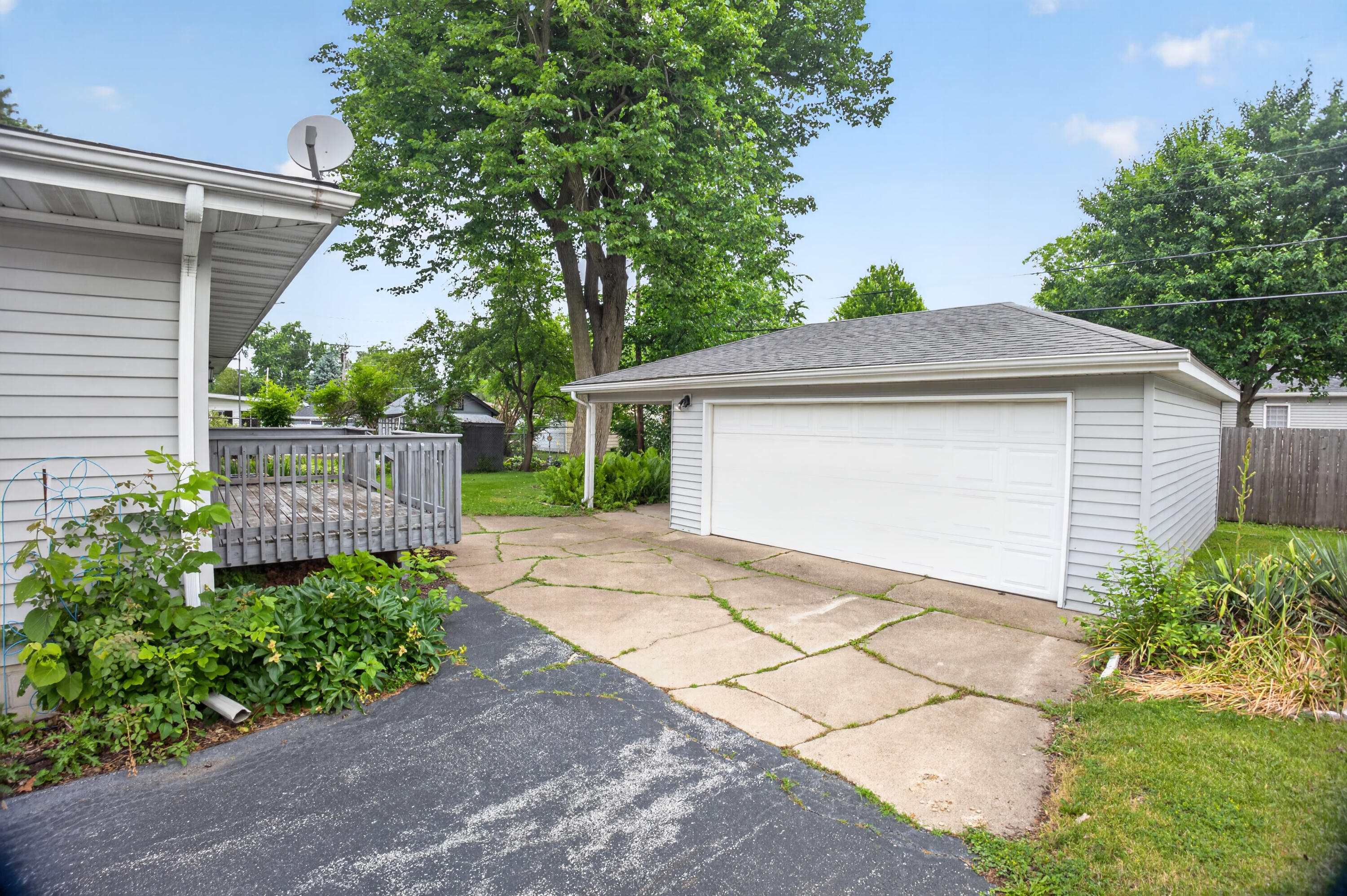 922 E Crestview Court, Crown Point, IN 46307; Image #4