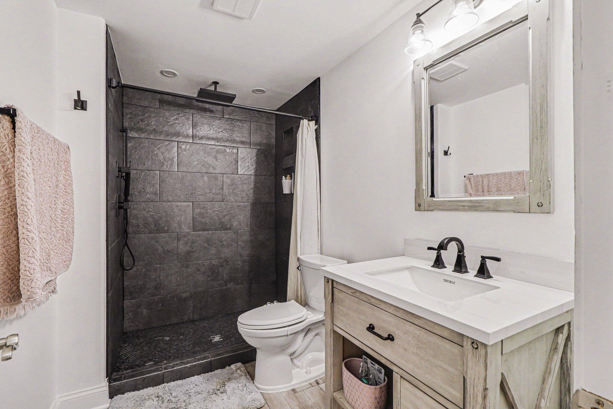 8940 Doubletree Drive N, Winfield, IN 46307; Image #20