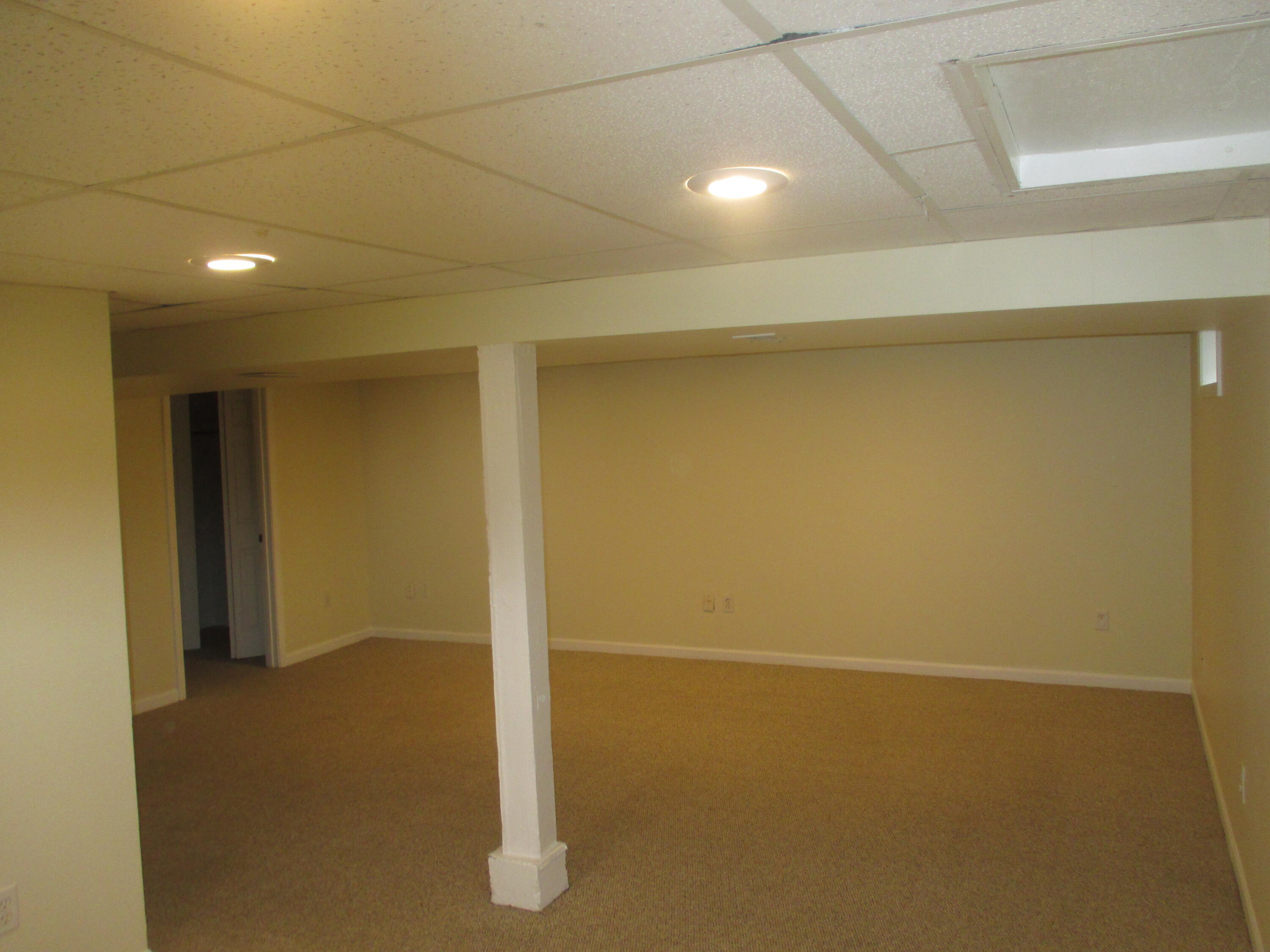 8322 White Oak Avenue, Munster, IN 46321; Image #14