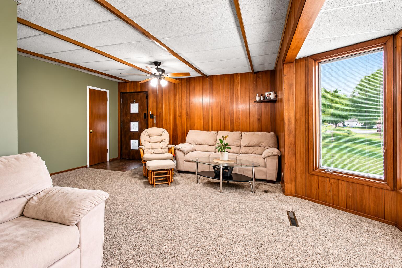 325 N Hobart Road, Hobart, IN 46342; Image #3