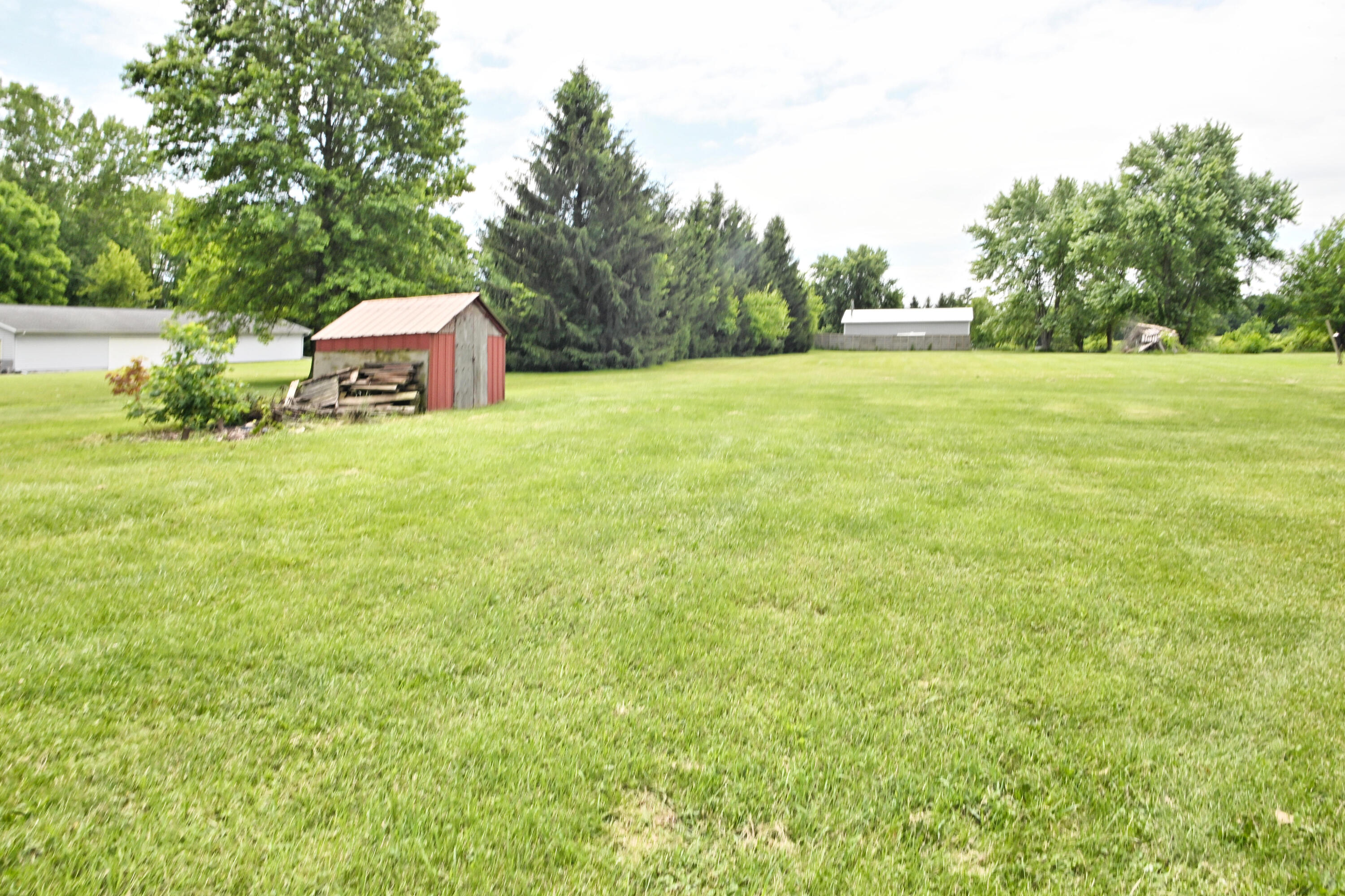 84 W 850 N, Valparaiso, IN 46385; Image #17