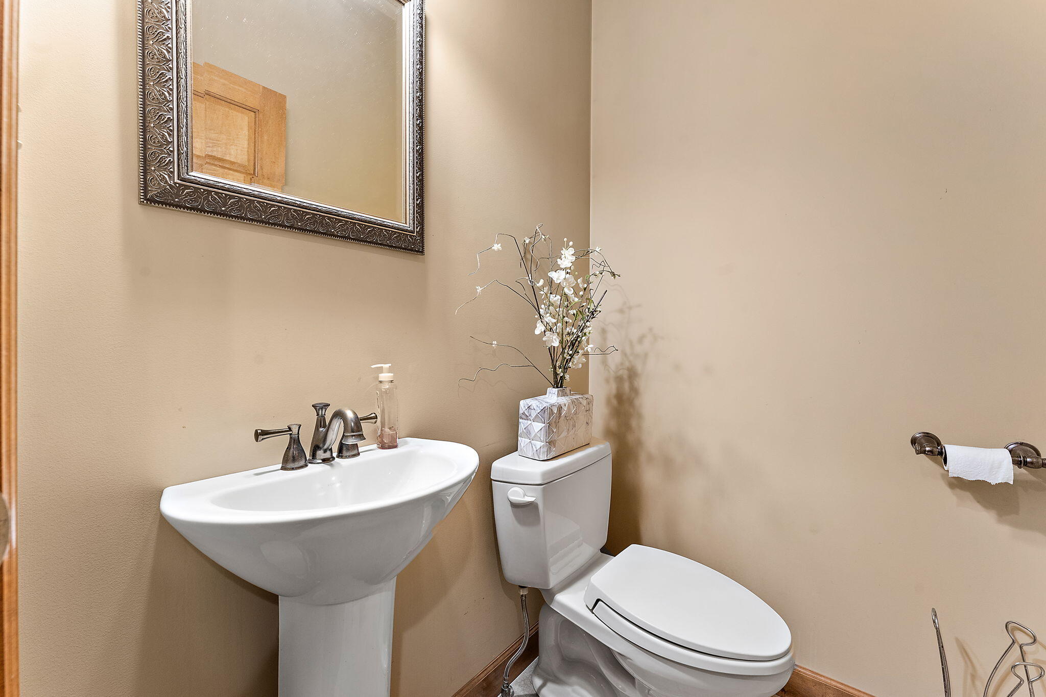 5540 Fountain View Drive, Wheatfield, IN 46392; Image #36