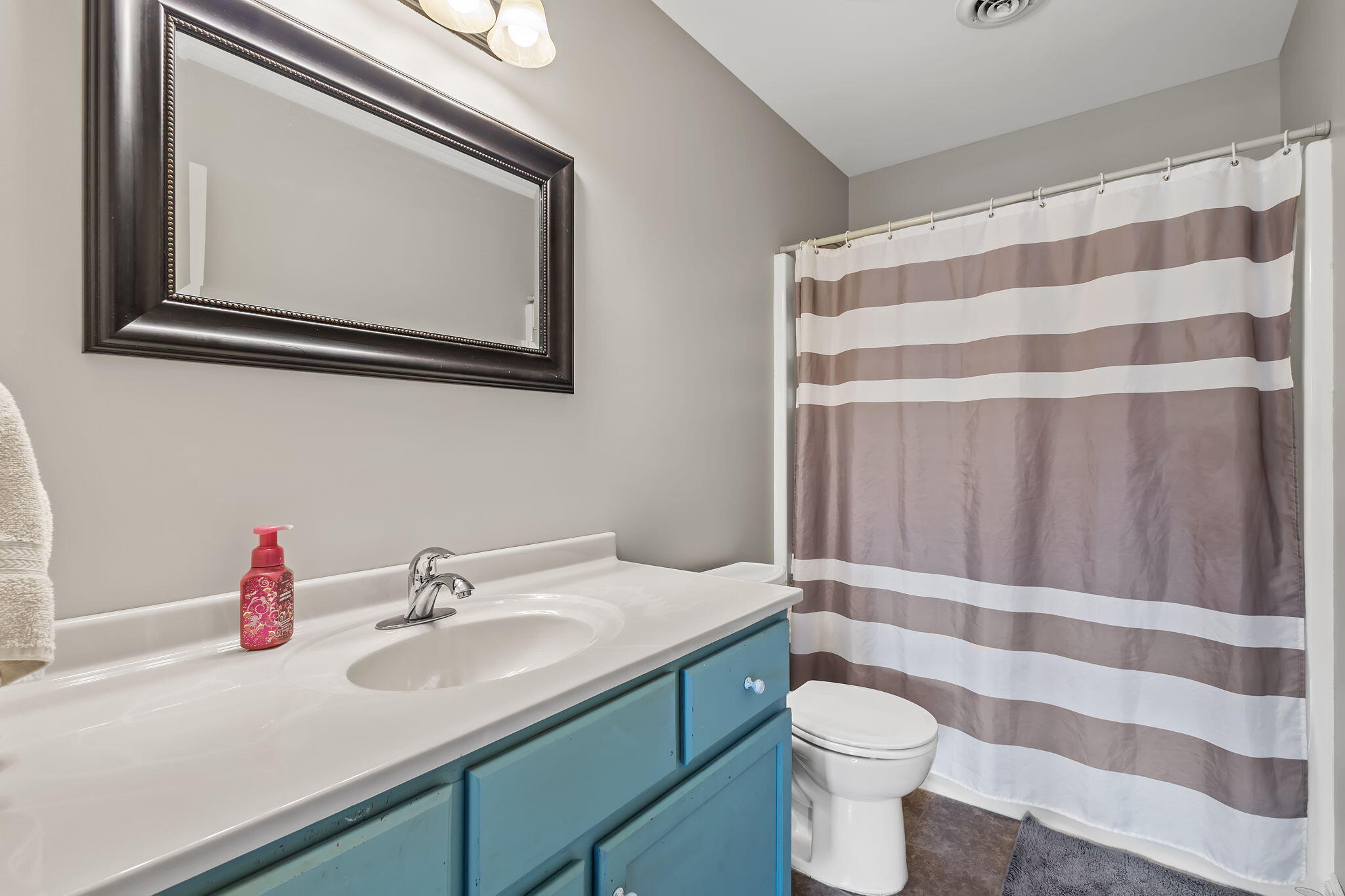 11126 N 1000 W, DeMotte, IN 46310; Image #26