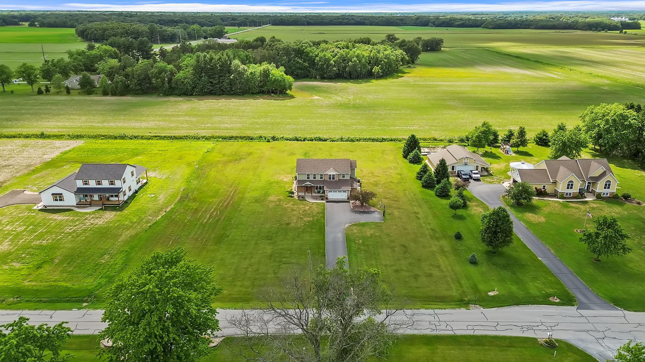 11126 N 1000 W, DeMotte, IN 46310; Image #29
