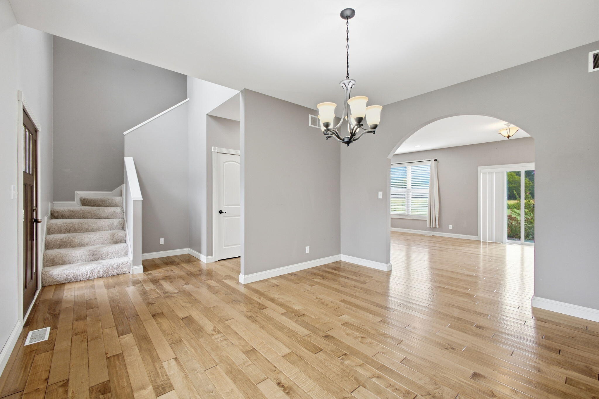 11126 N 1000 W, DeMotte, IN 46310; Image #3