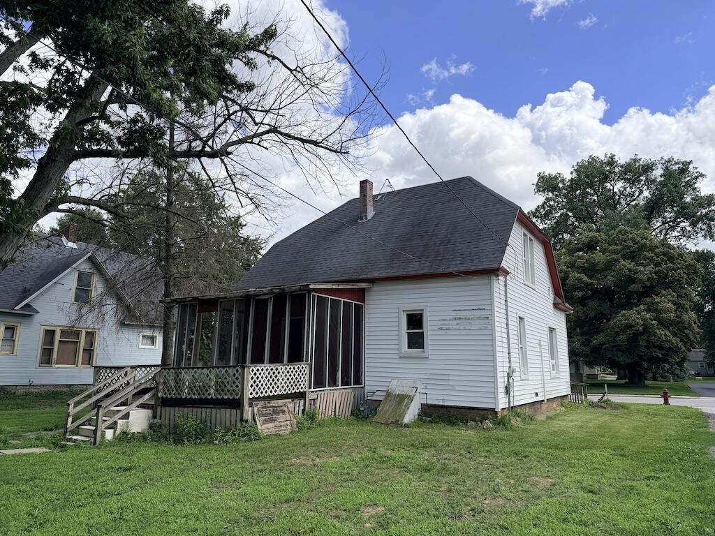 302 E Main Street, Medaryville, IN 47957; Image #17