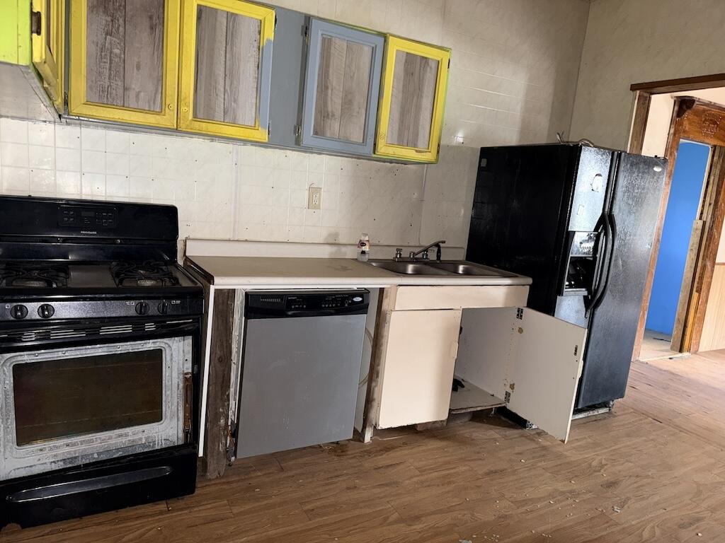 302 E Main Street, Medaryville, IN 47957; Image #2