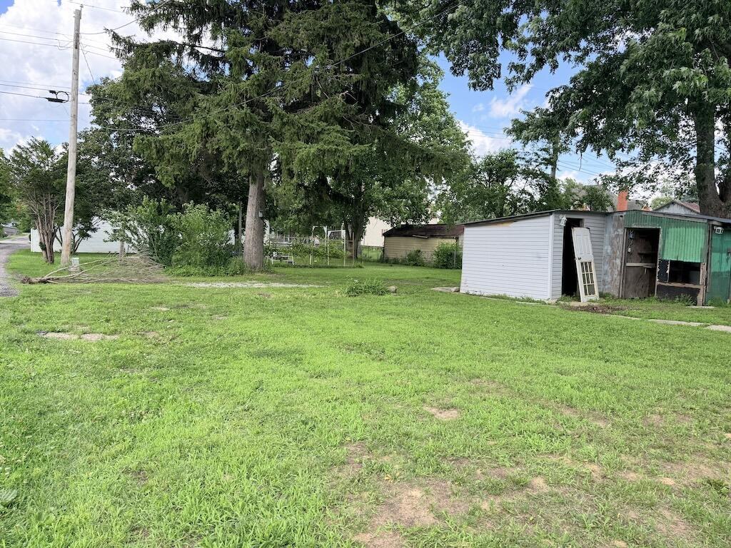 302 E Main Street, Medaryville, IN 47957; Image #22