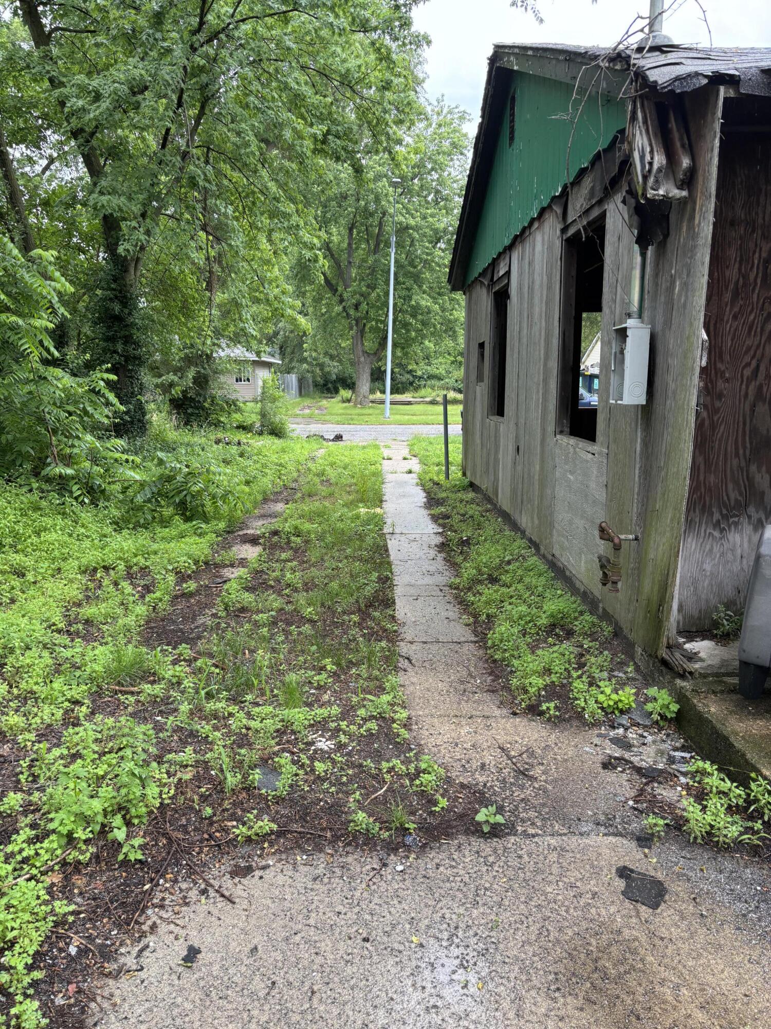 1164 Decatur Street, Gary, IN 46403; Image #8