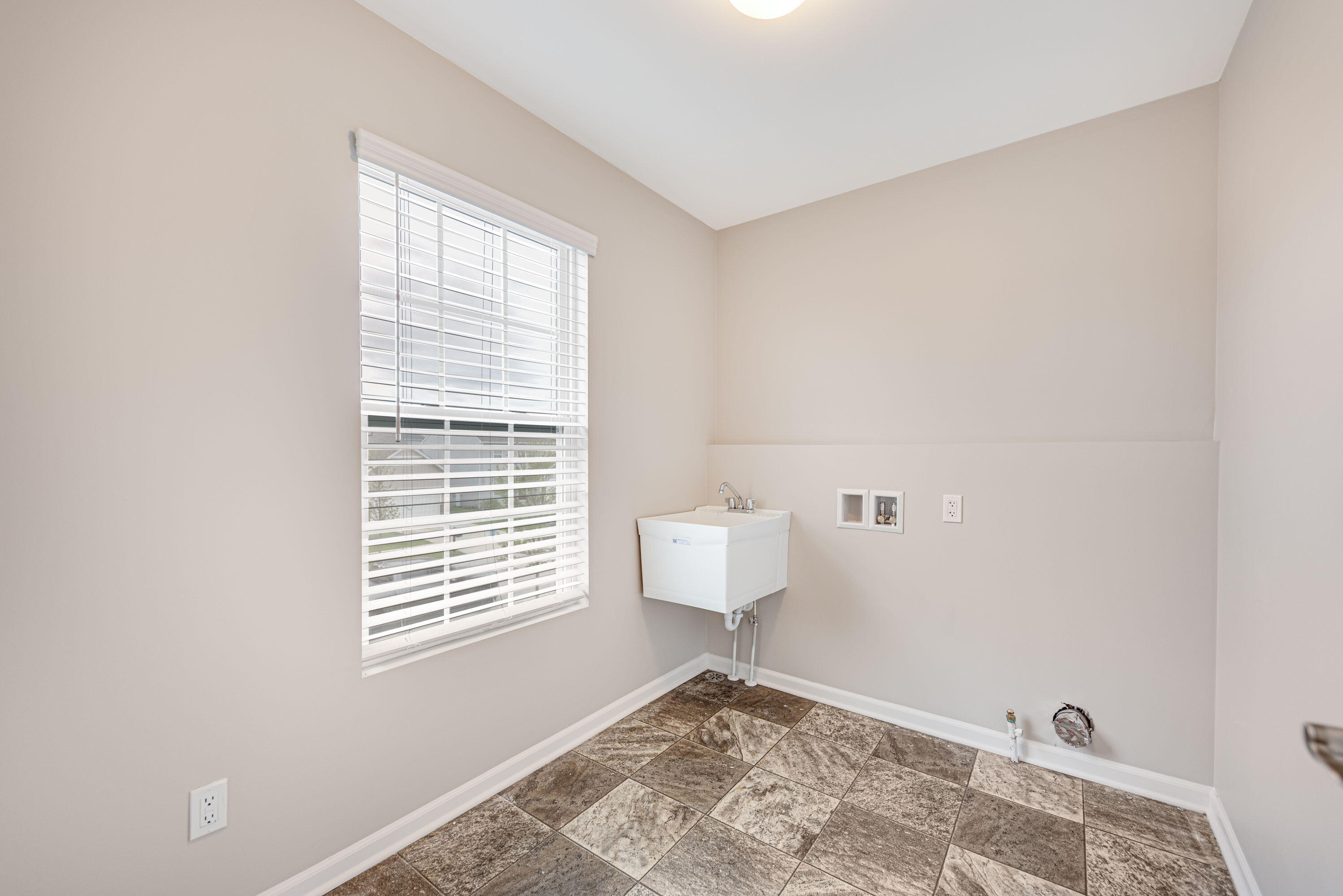 13204 Roosevelt Place, Crown Point, IN 46307; Image #14