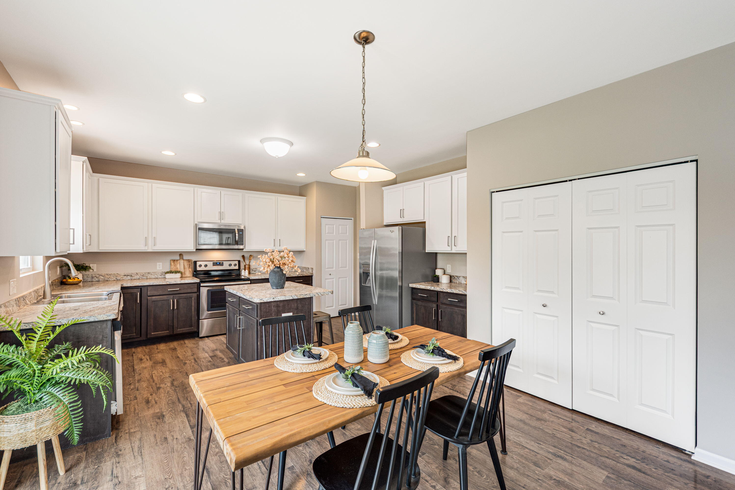 13204 Roosevelt Place, Crown Point, IN 46307; Image #7
