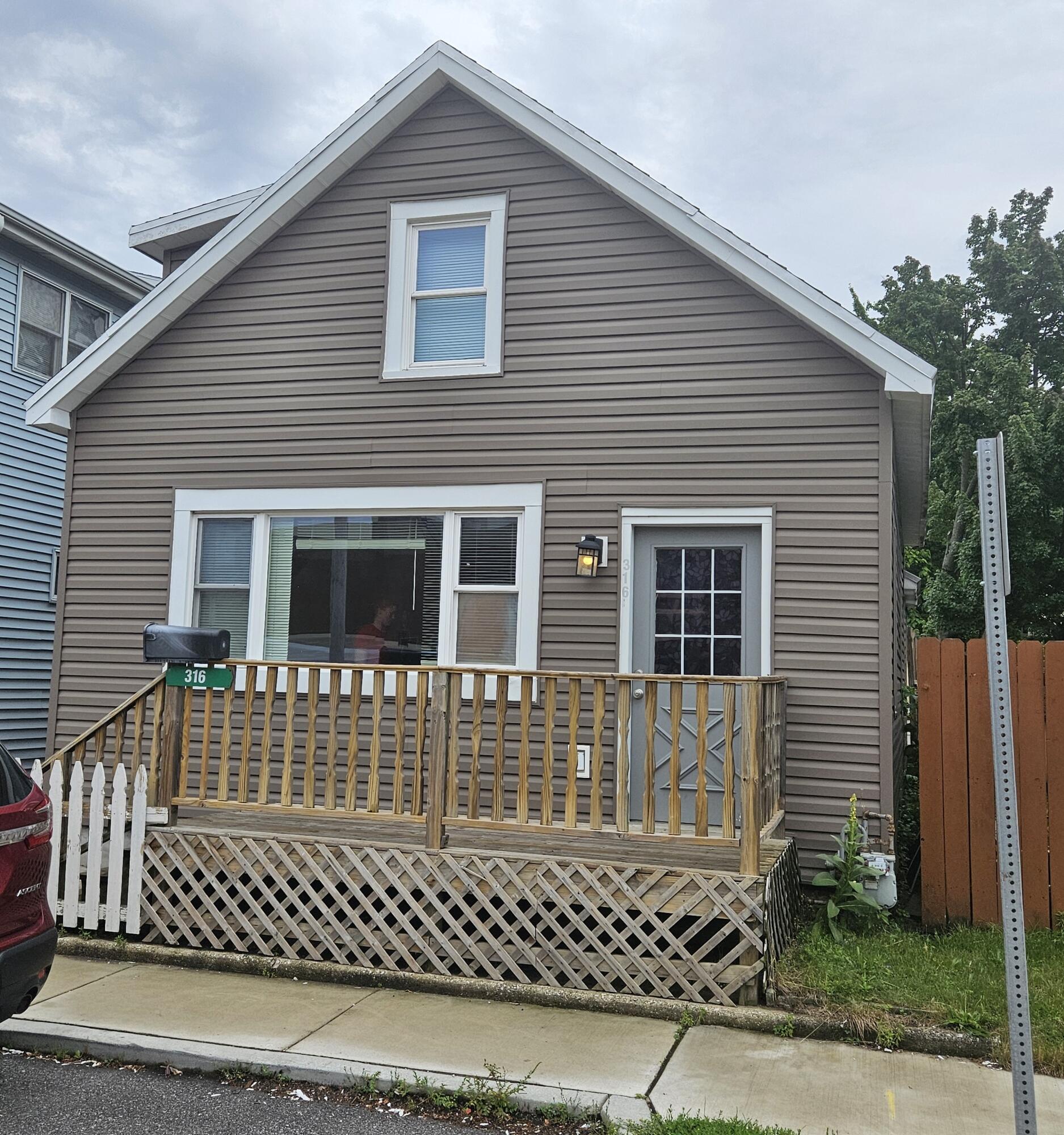 316 W 11th Street, Michigan City, IN 46360; Image #2