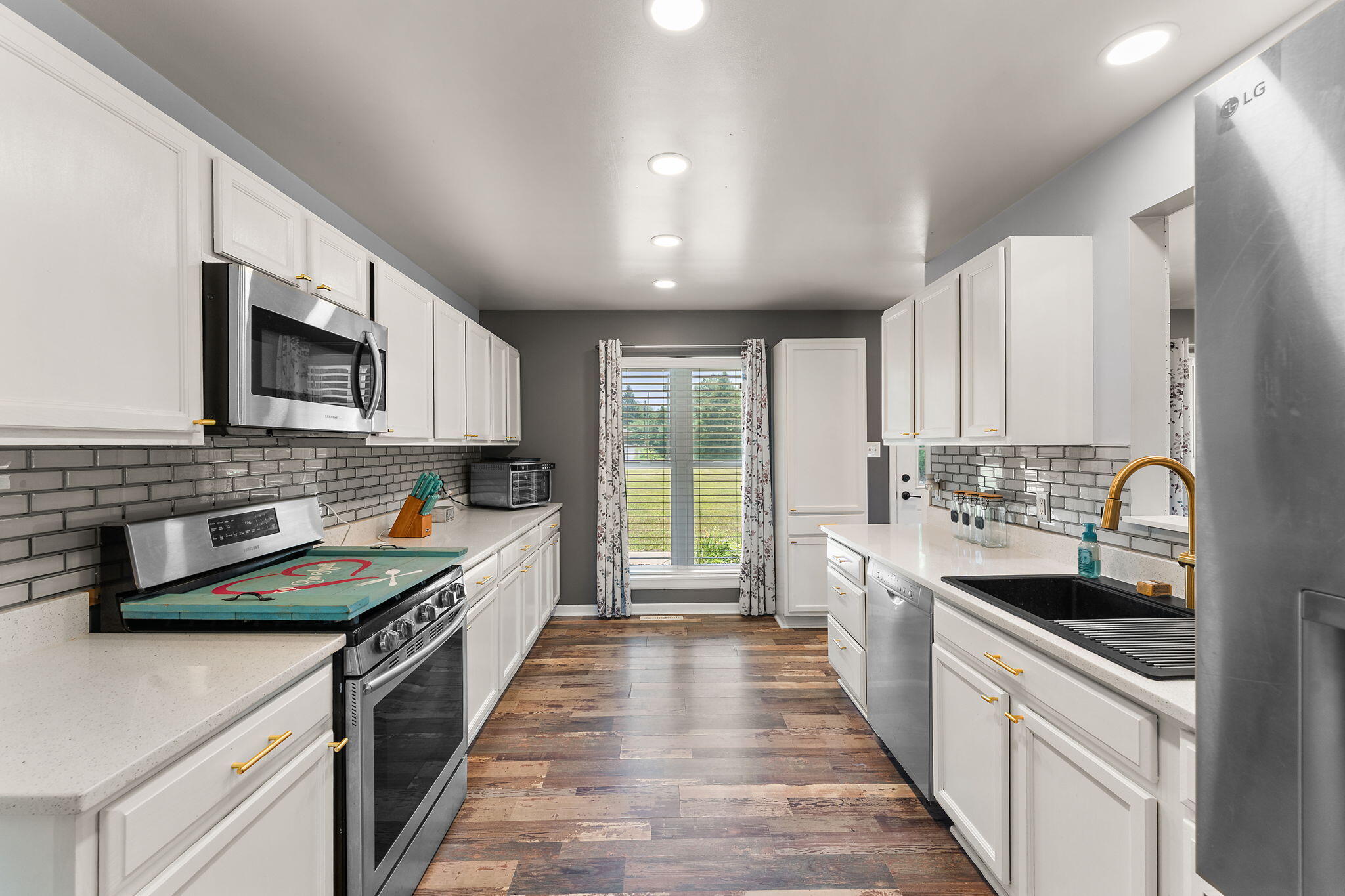 9188 N County Road 200 W, Wheatfield, IN 46392; Image #12
