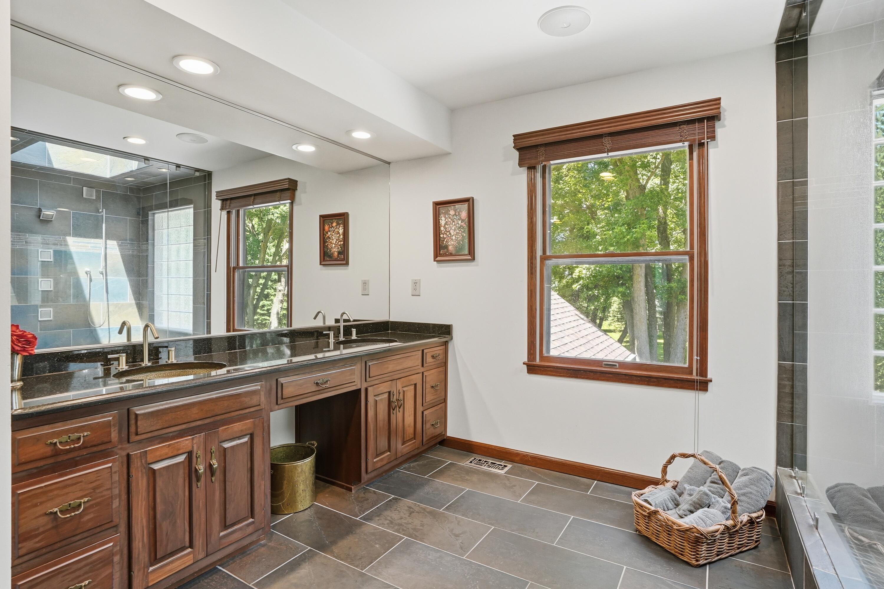 1046 W 1300 S, Kentland, IN 47951; Image #40
