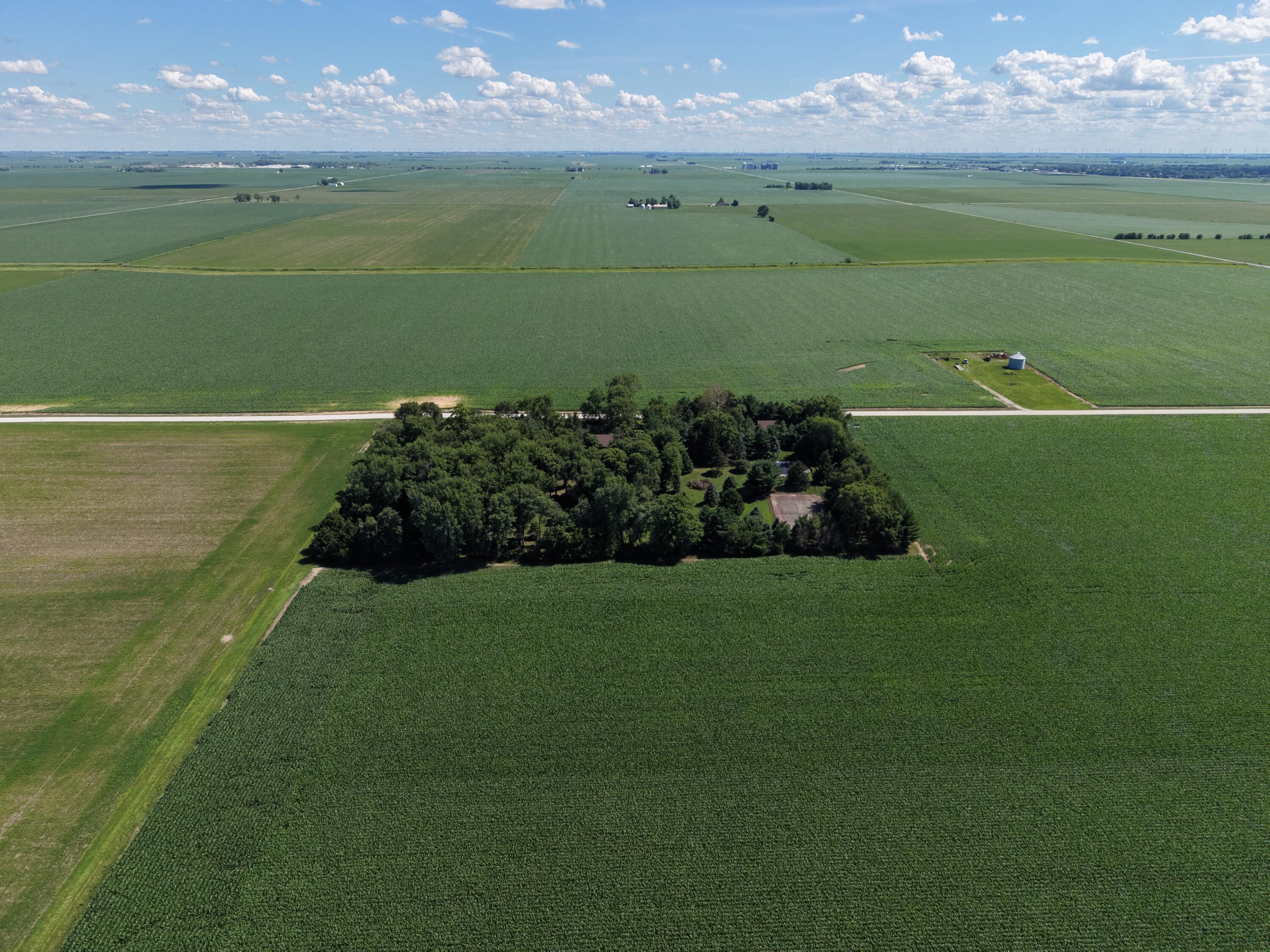 1046 W 1300 S, Kentland, IN 47951; Image #55