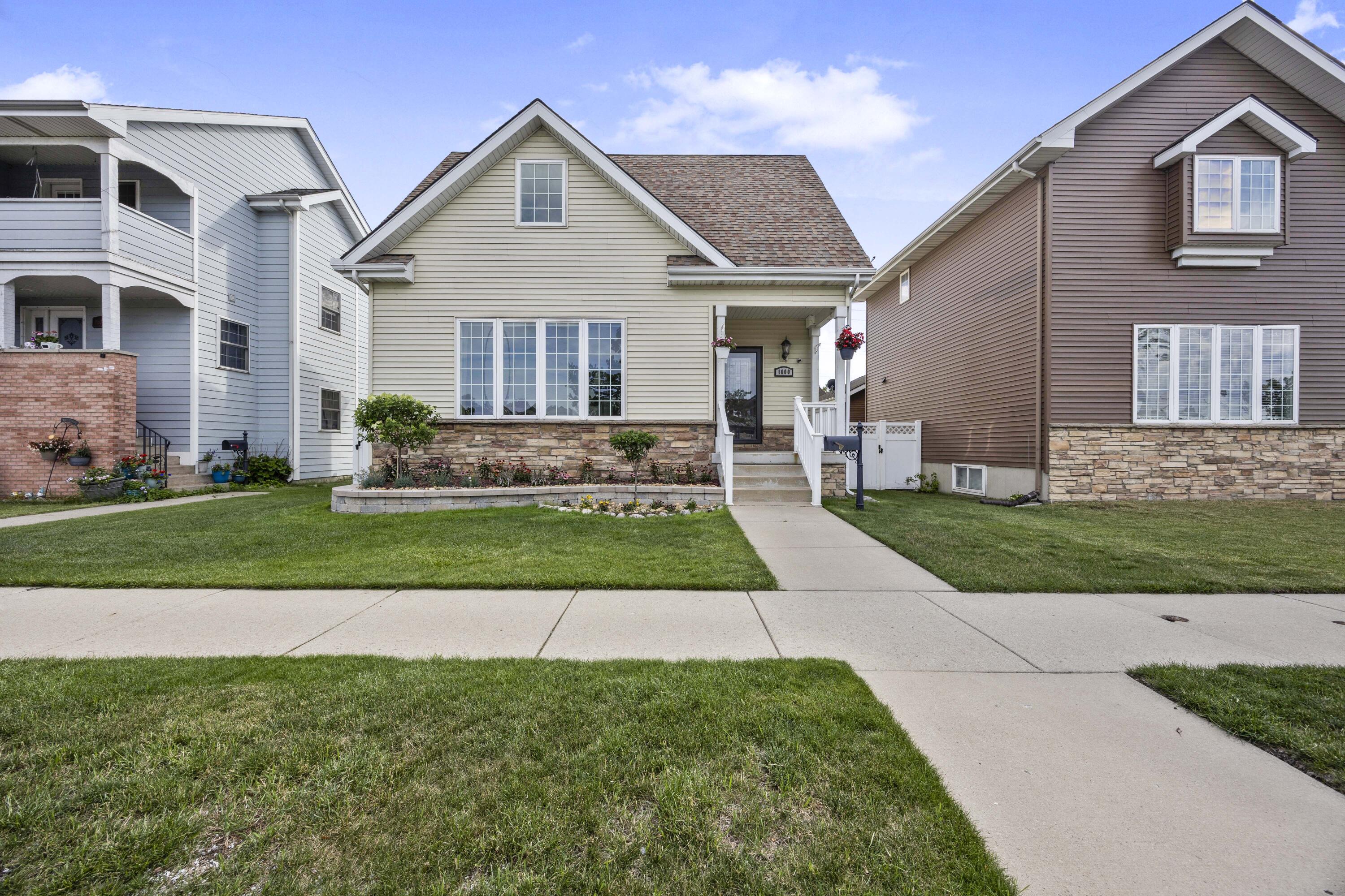 1600 Center Street, Whiting, IN 46394; Image #36