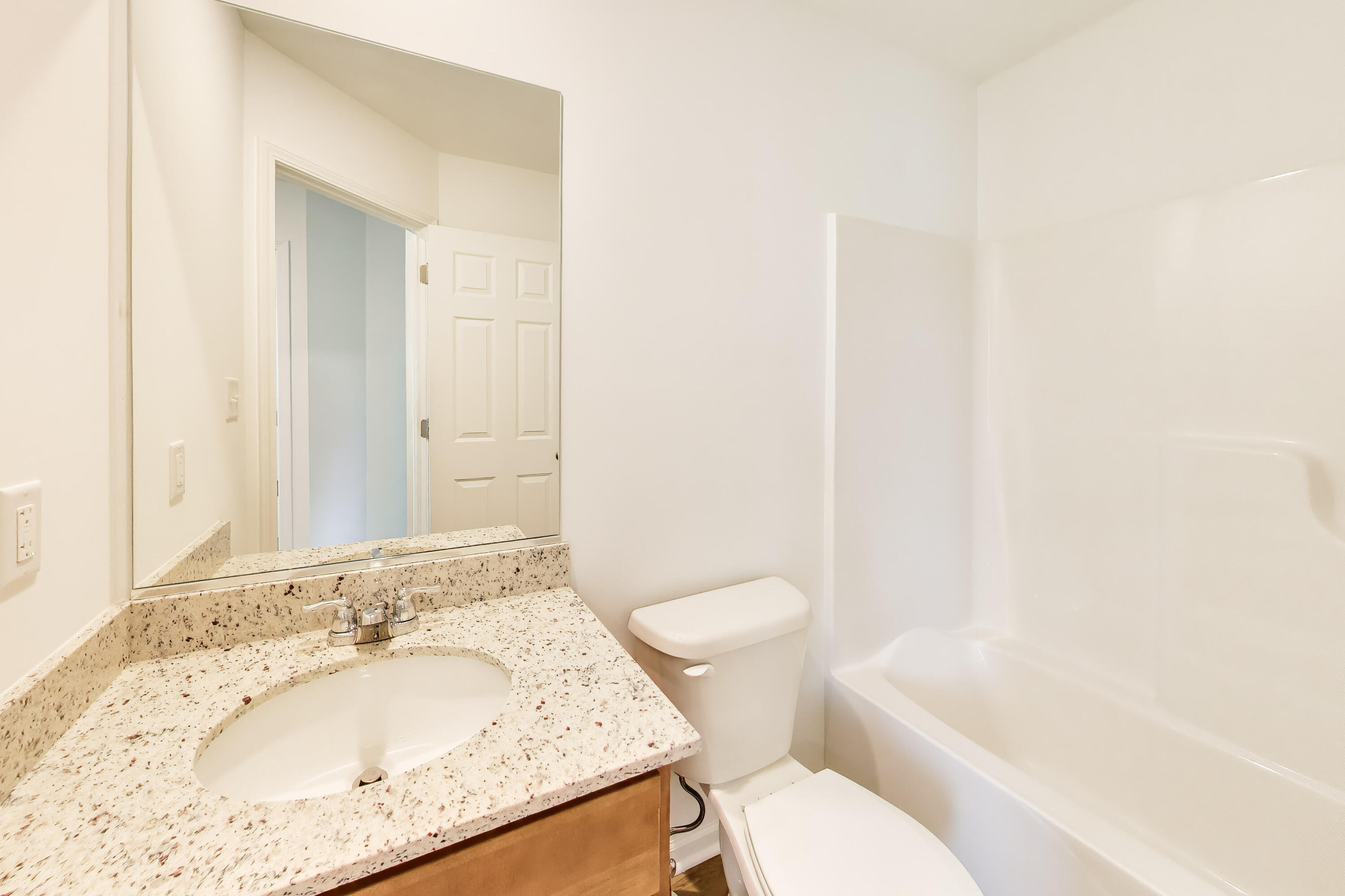 7112 Grant Street, Merrillville, IN 46410; Image #17