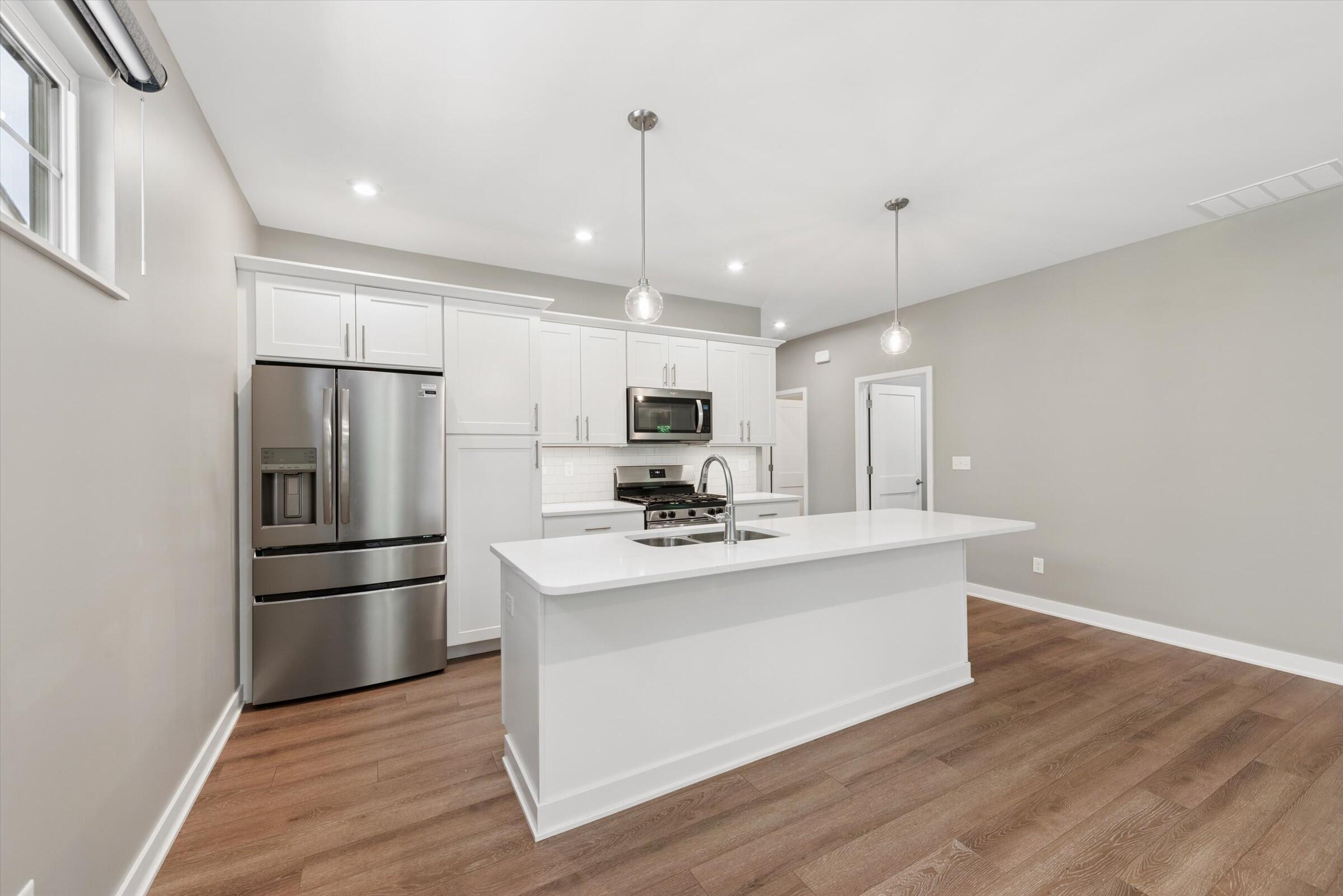 1933 W Woodglen Circle, Valparaiso, IN 46383; Image #15