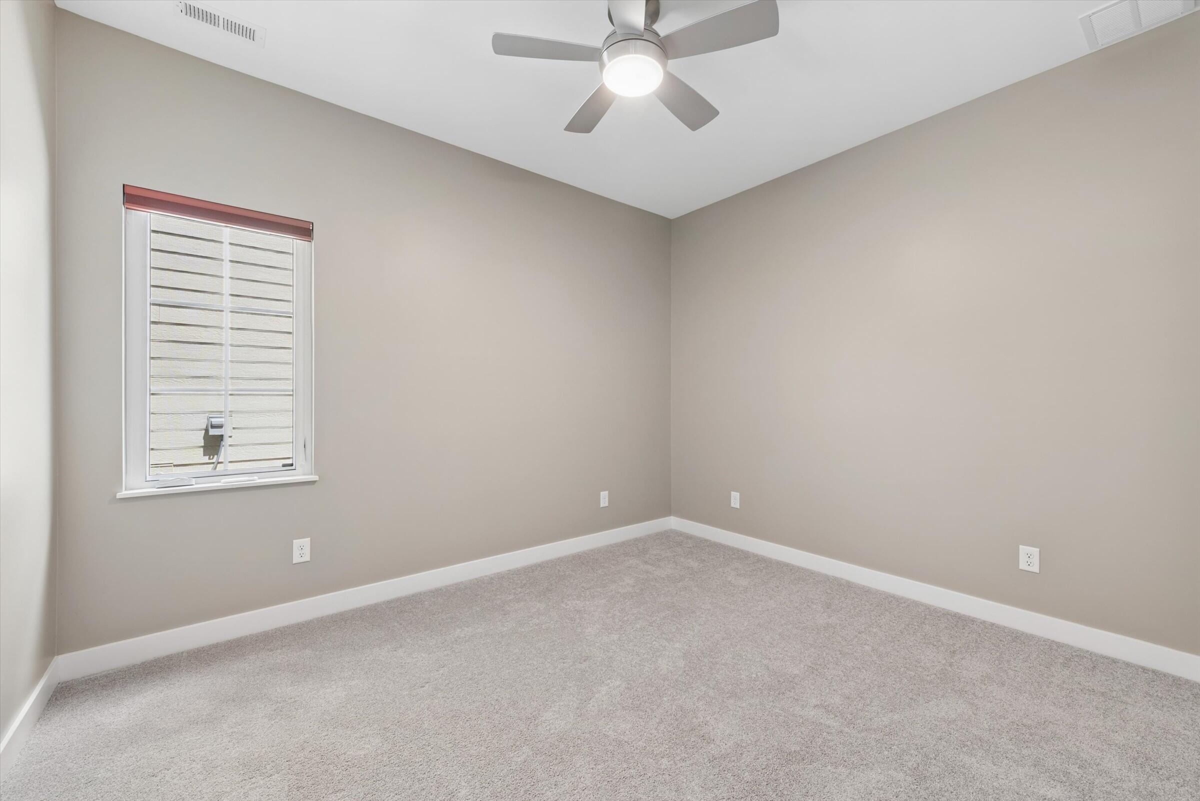 1933 W Woodglen Circle, Valparaiso, IN 46383; Image #20