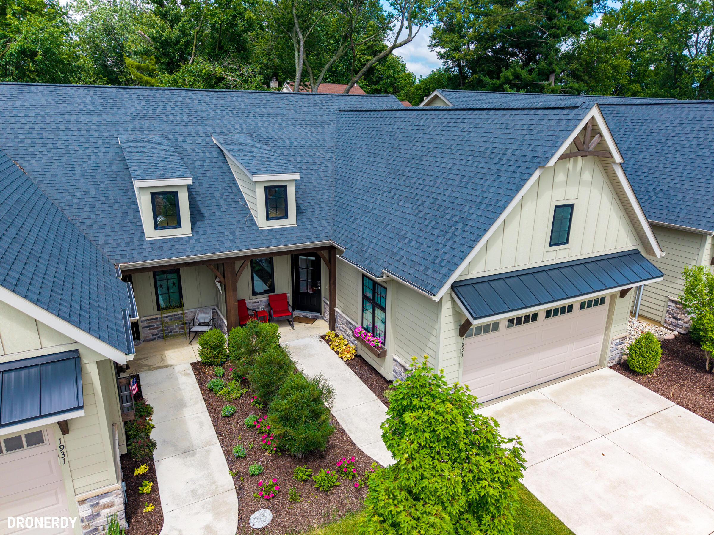 1933 W Woodglen Circle, Valparaiso, IN 46383; Image #28