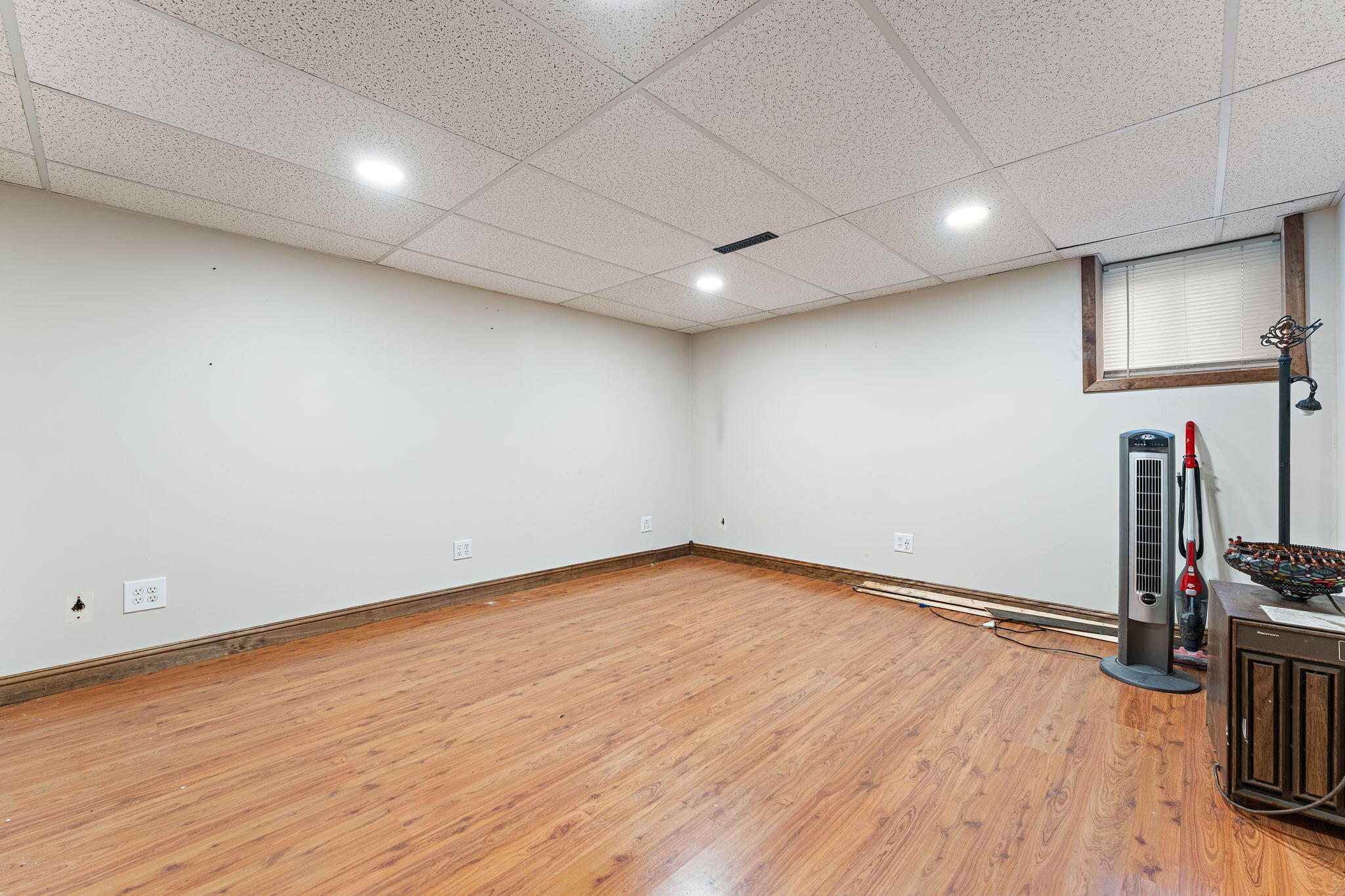 8829 Parrish Avenue, Highland, IN 46322; Image #18