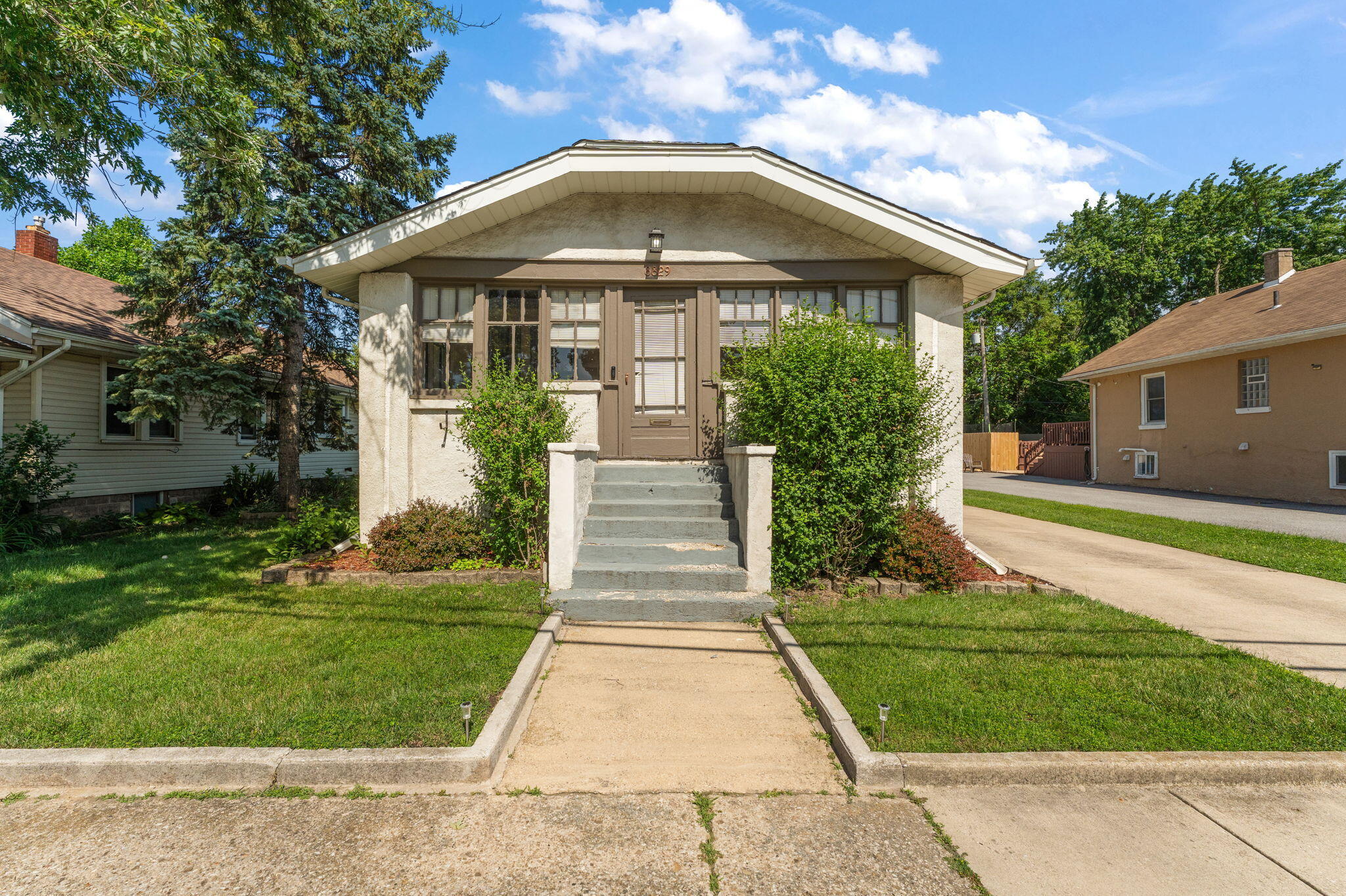 8829 Parrish Avenue, Highland, IN 46322; Image #2