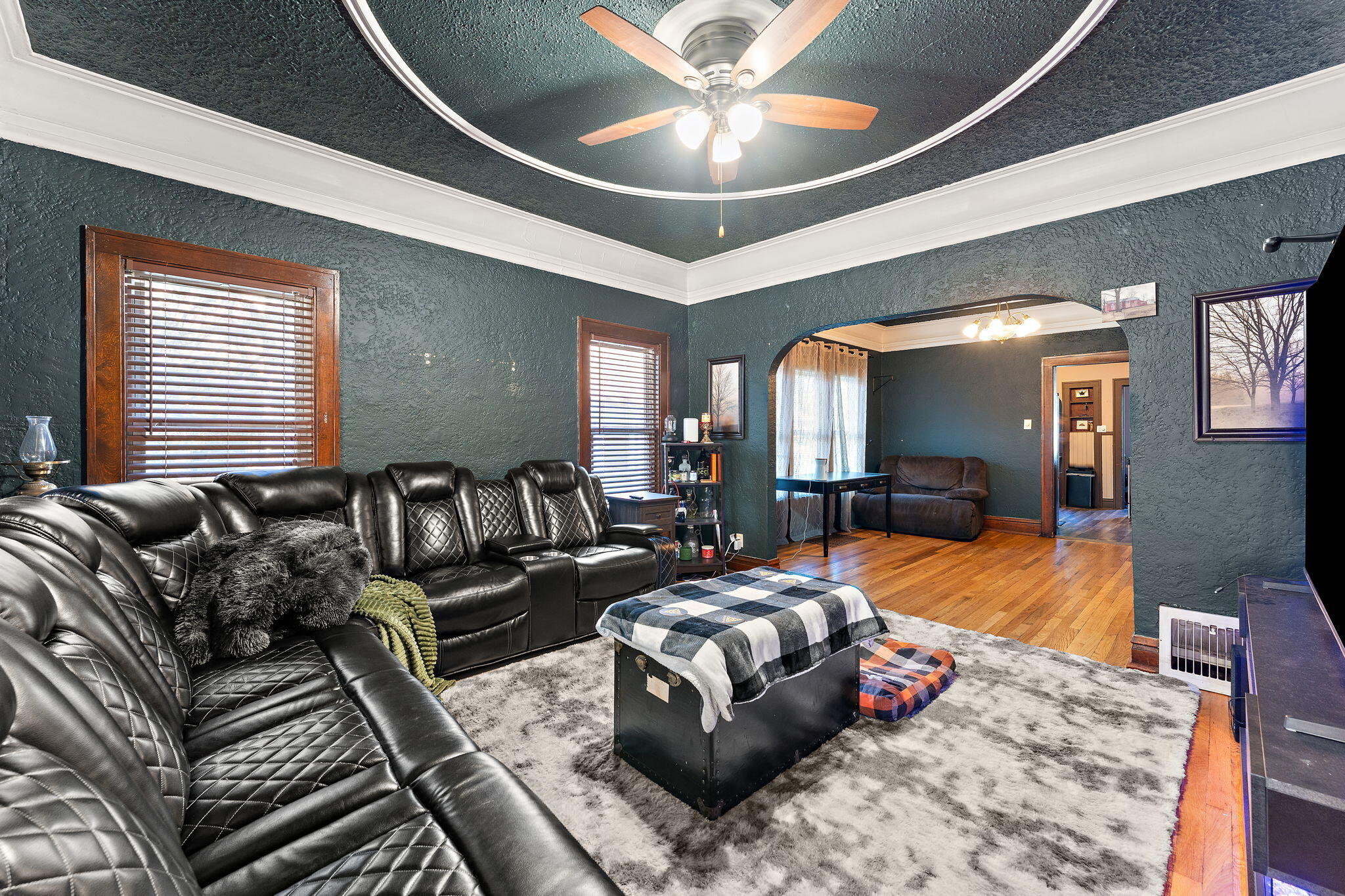 8829 Parrish Avenue, Highland, IN 46322; Image #3