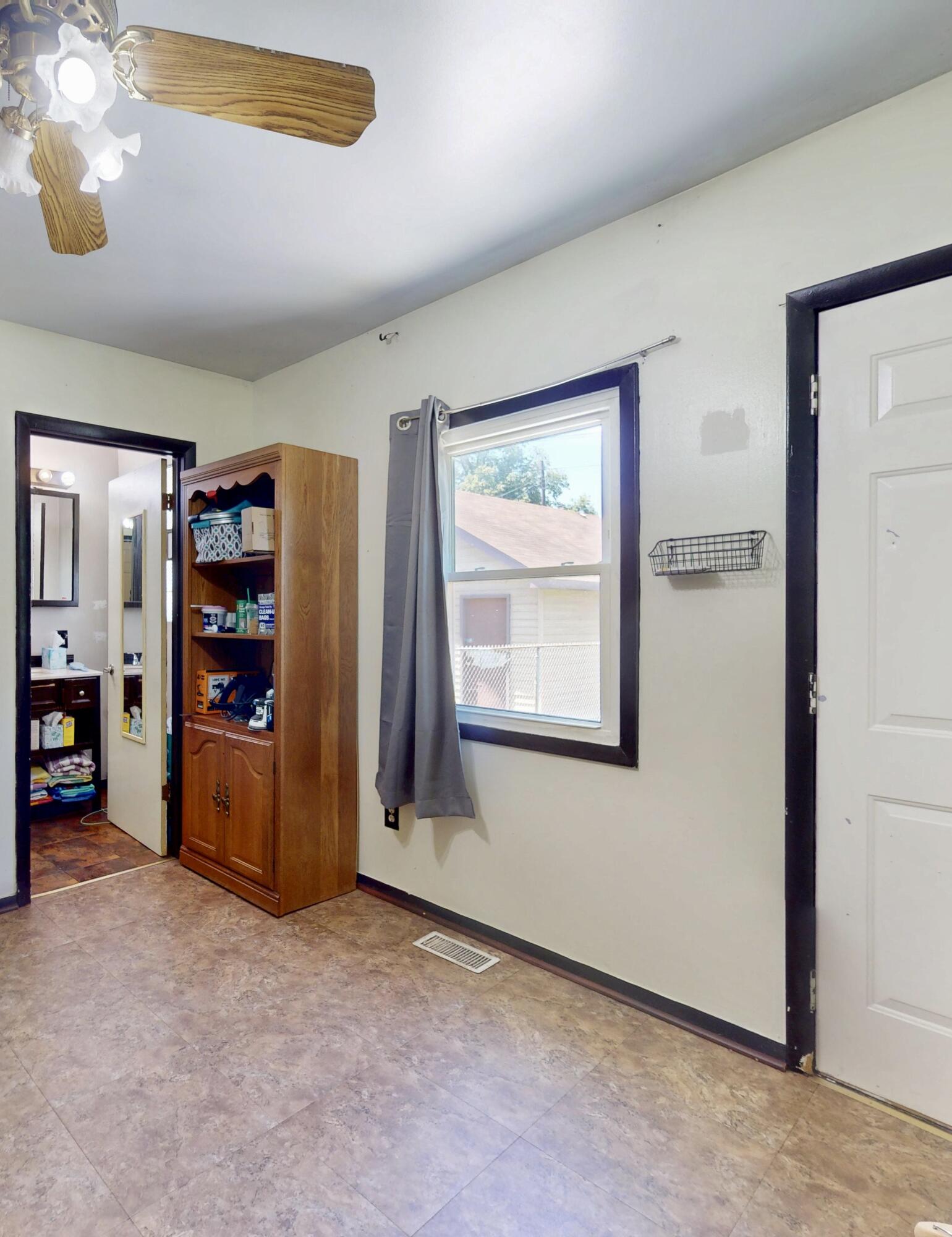 947 Reese Avenue, Whiting, IN 46394; Image #15