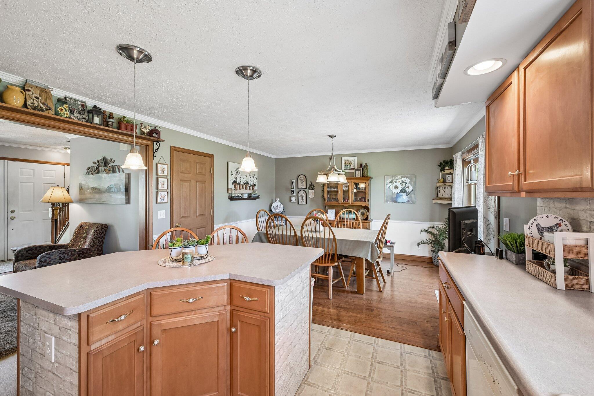 3016 Private Road-625 N, Brazil, IN 47834; Image #12