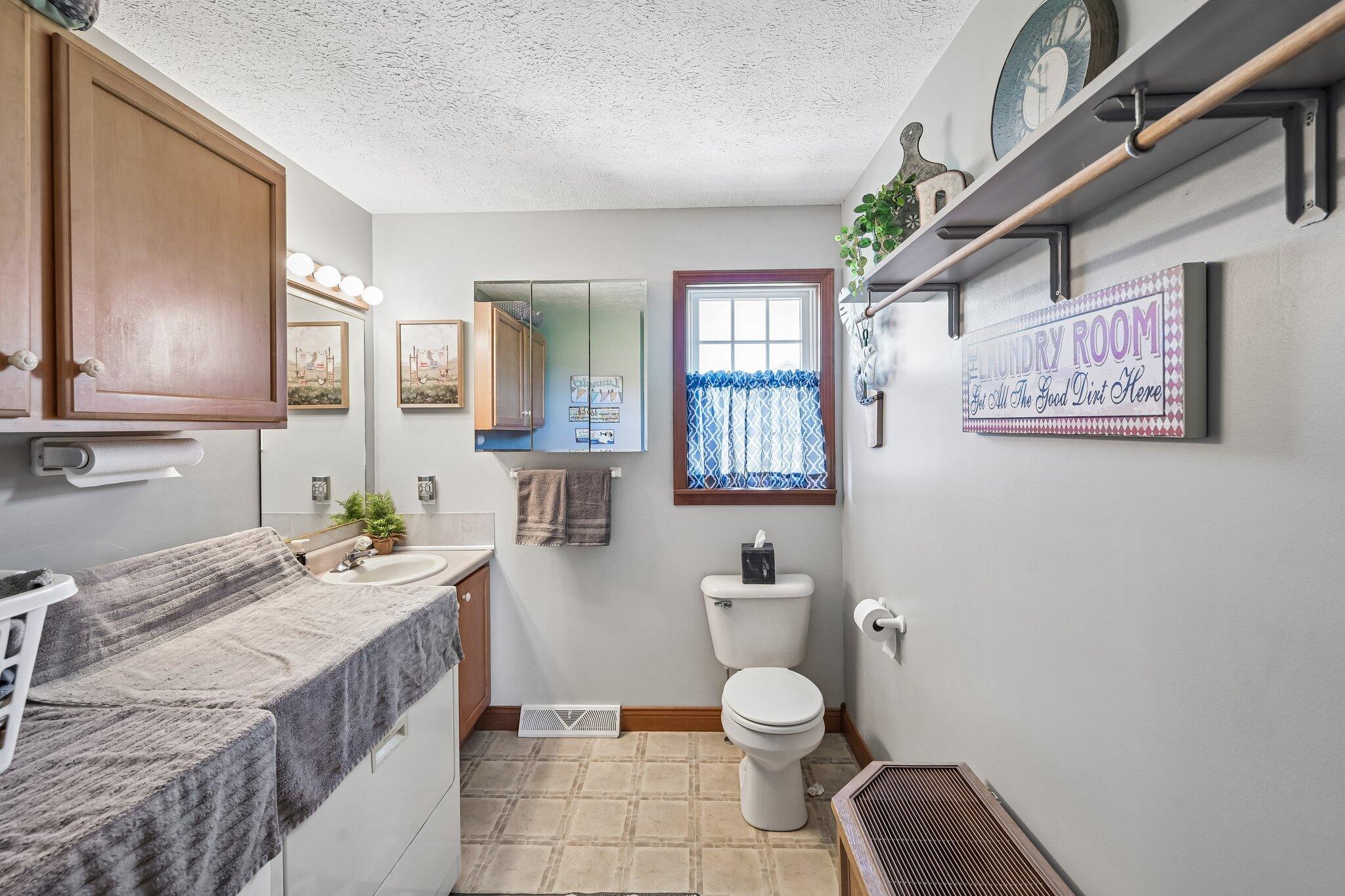 3016 Private Road-625 N, Brazil, IN 47834; Image #18
