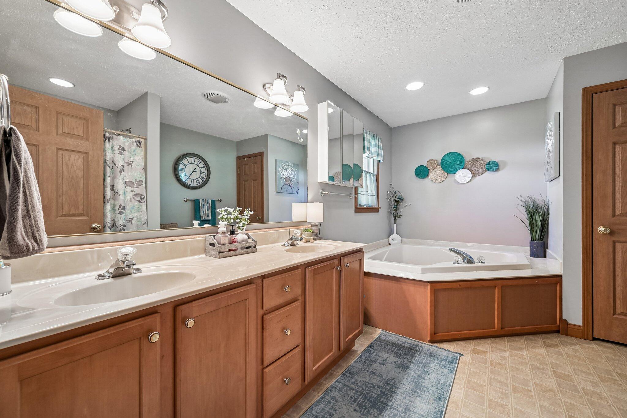 3016 Private Road-625 N, Brazil, IN 47834; Image #22