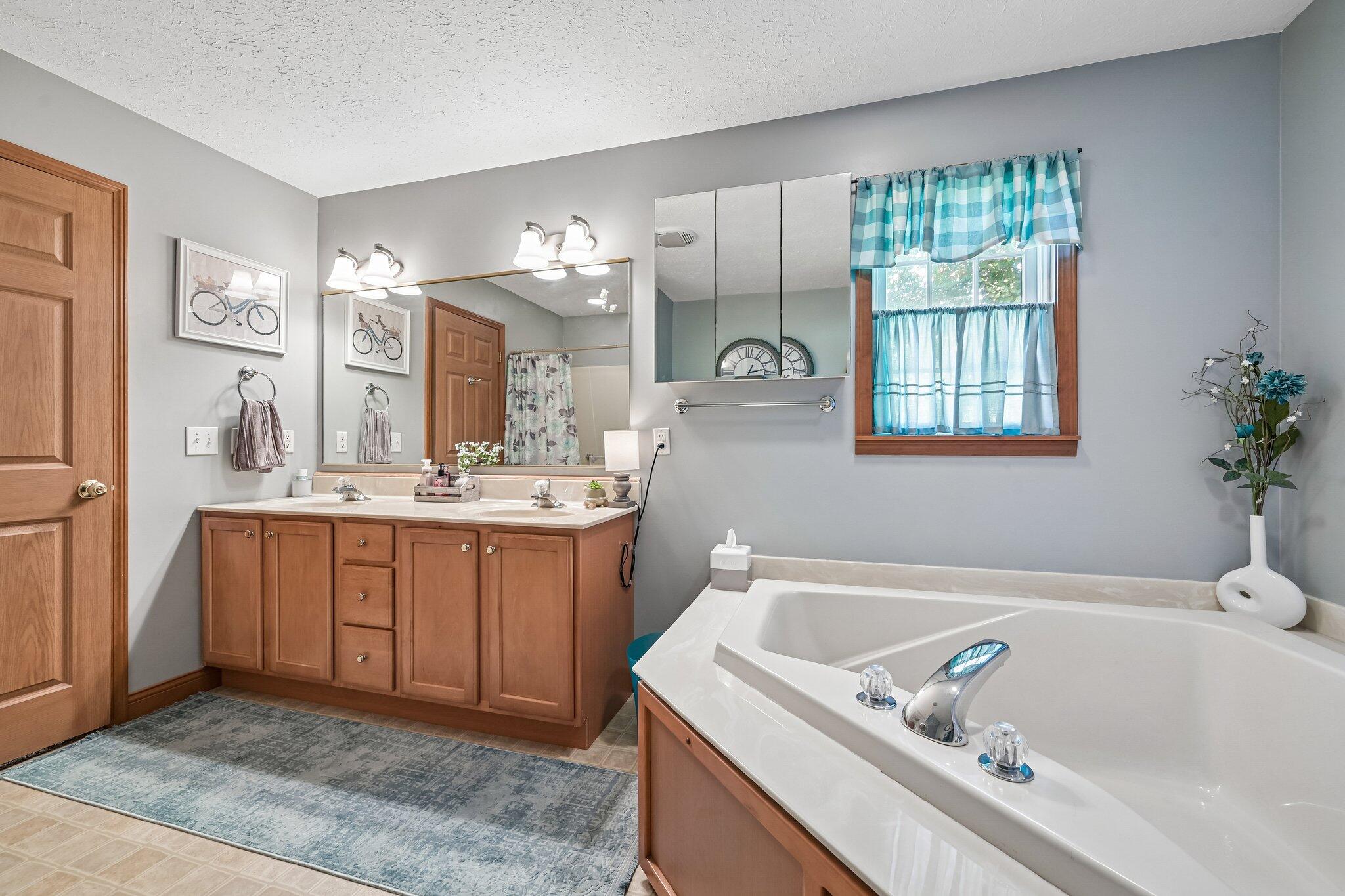 3016 Private Road-625 N, Brazil, IN 47834; Image #25