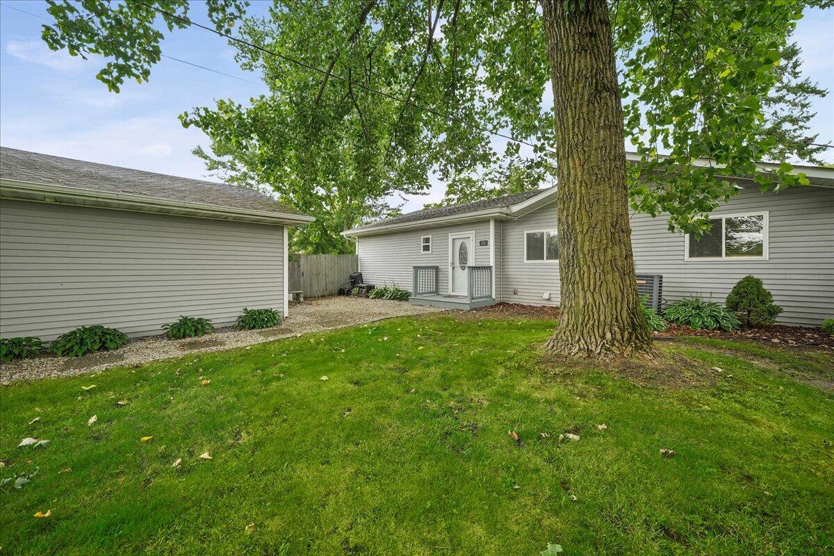 26 S Fish Lake Street, Valparaiso, IN 46385; Image #4