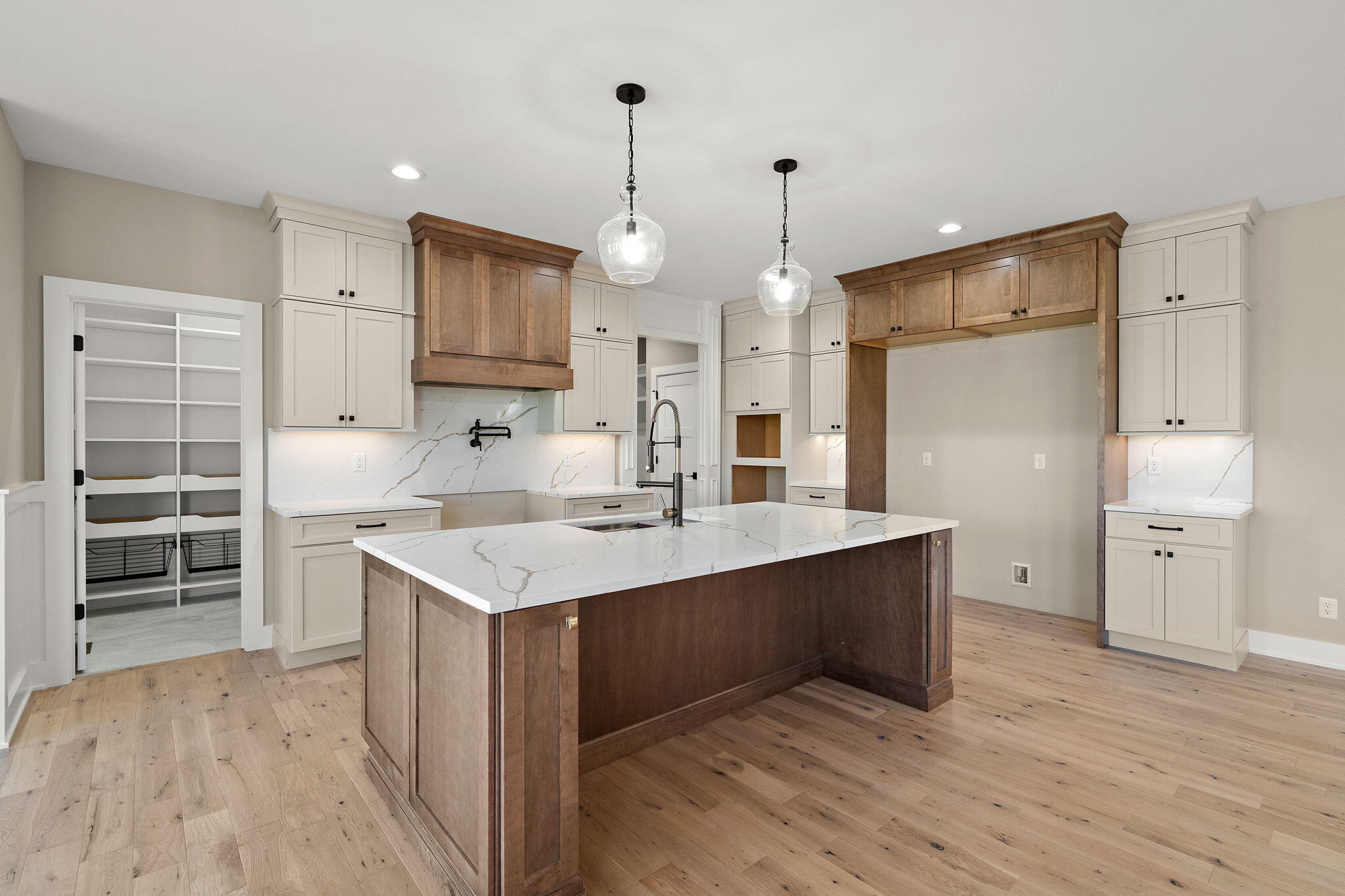 10059 Lilac Cove, St. John, IN 46373; Image #11