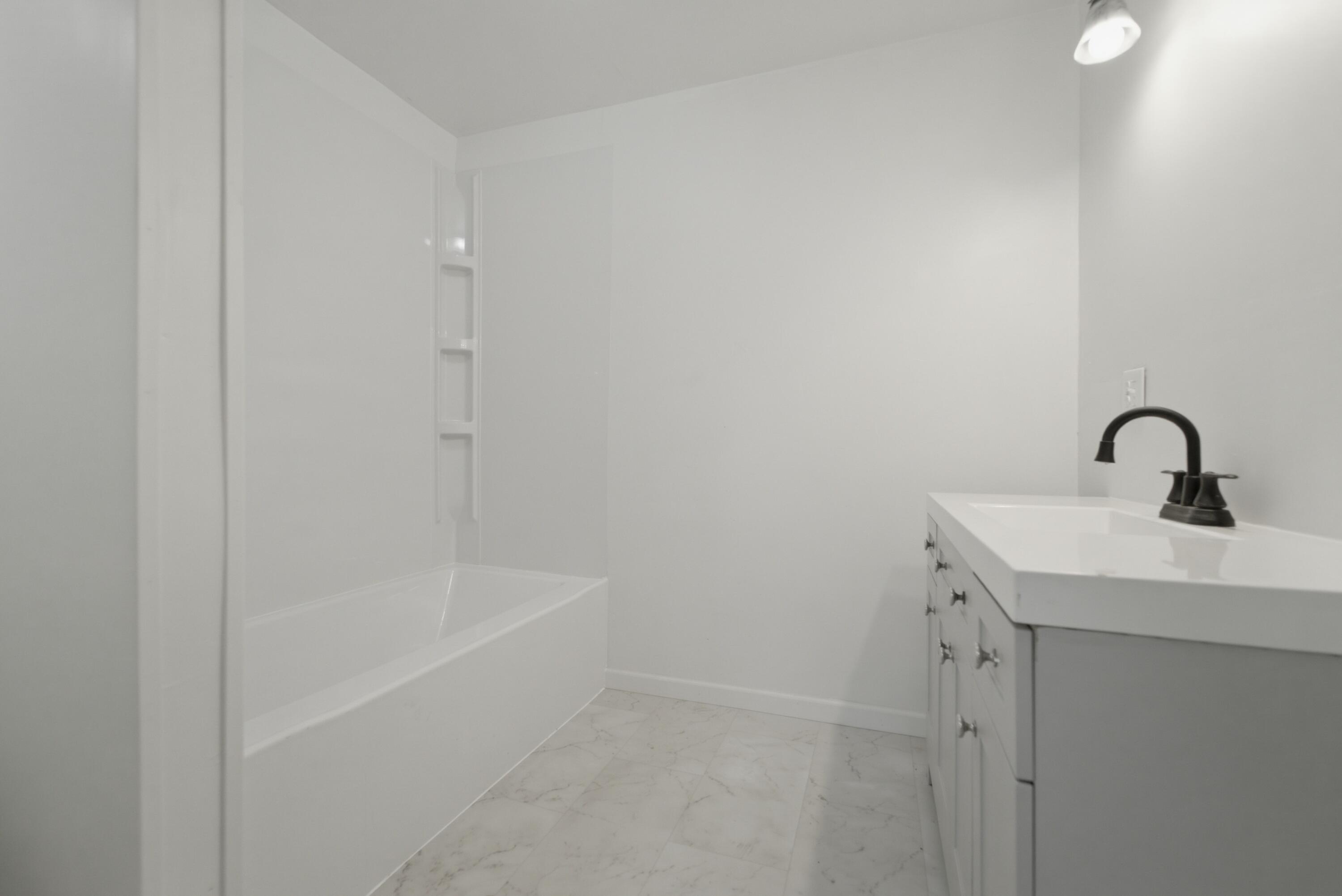 910 E 6th Street, Hobart, IN 46342; Image #12
