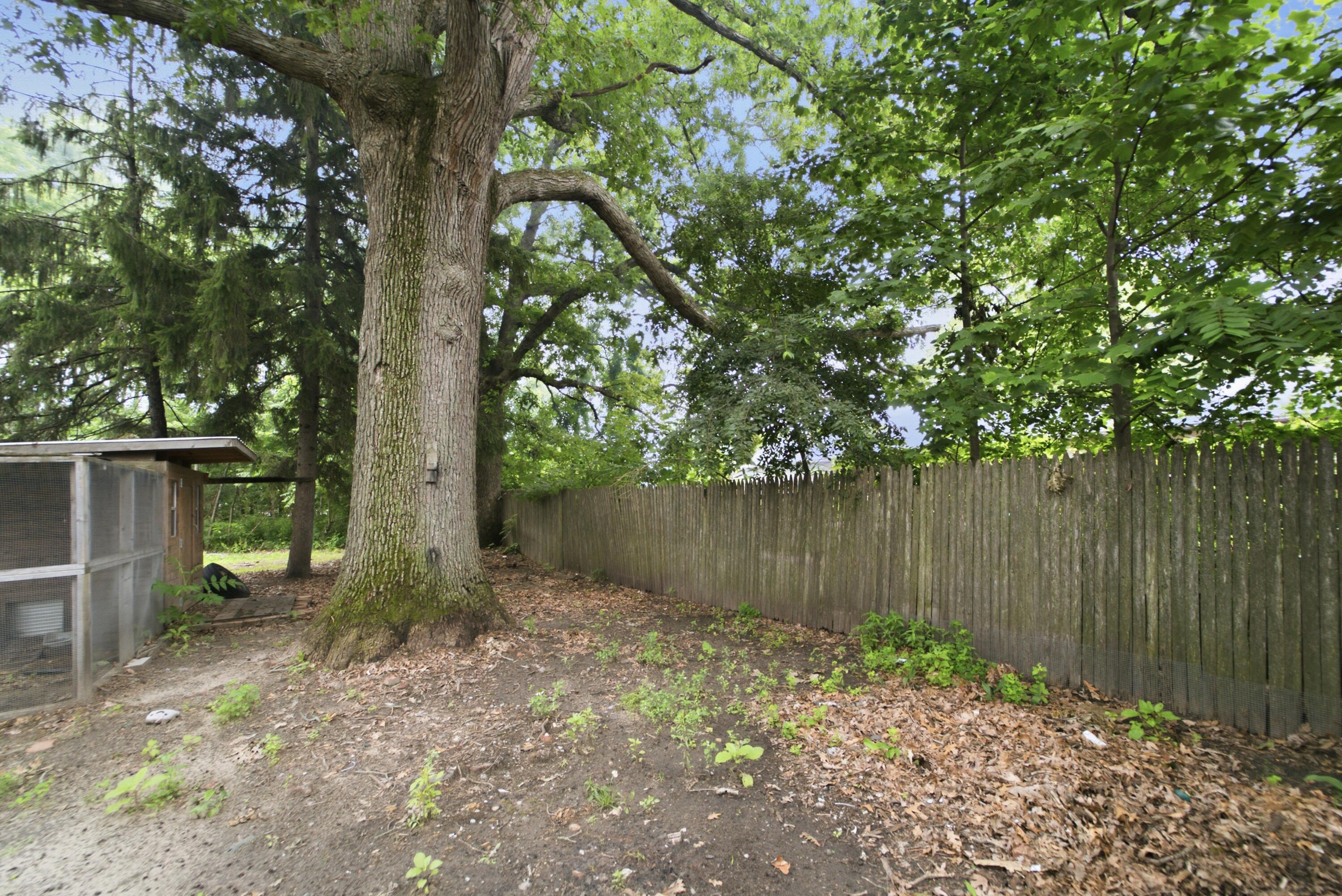 910 E 6th Street, Hobart, IN 46342; Image #18
