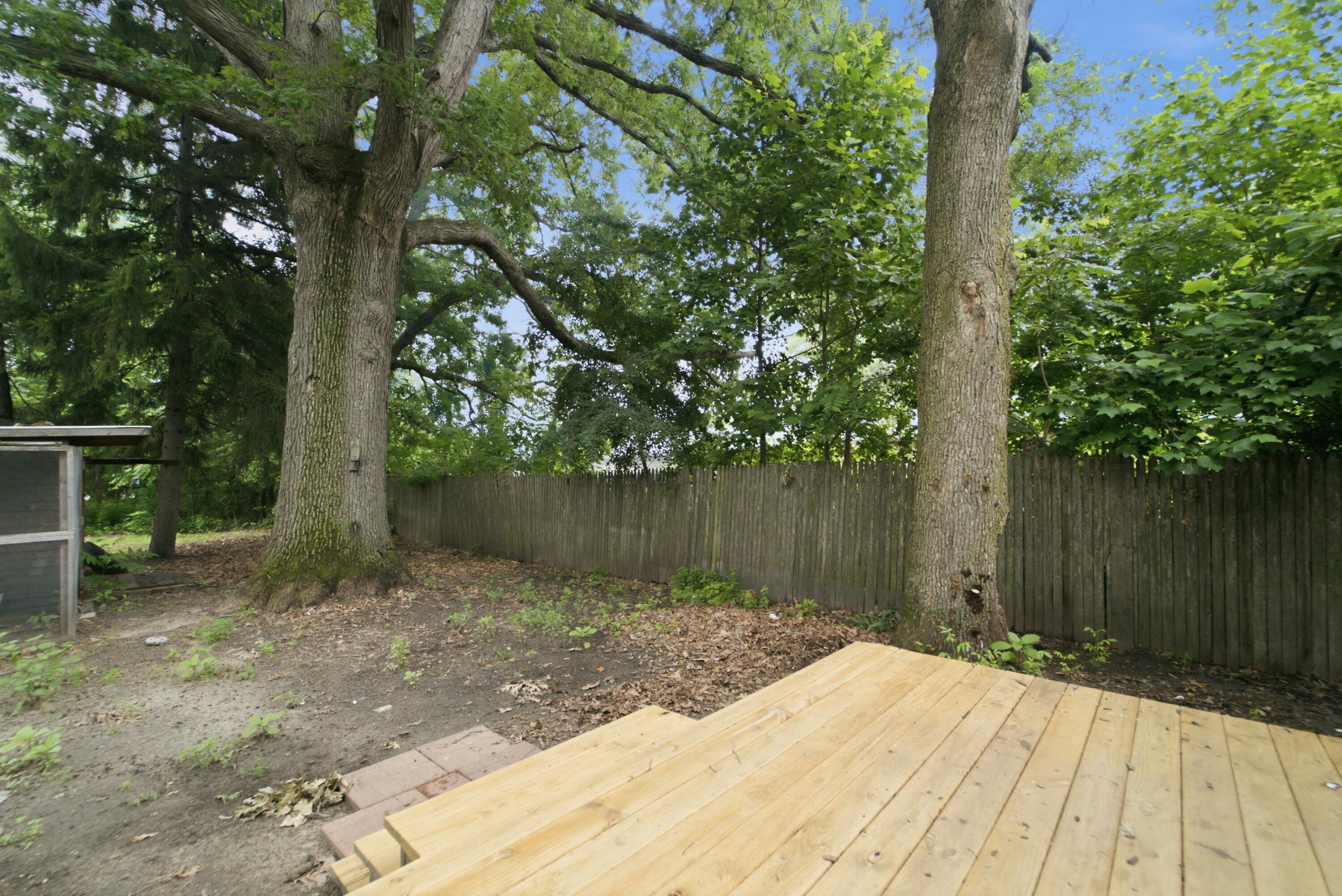 910 E 6th Street, Hobart, IN 46342; Image #19
