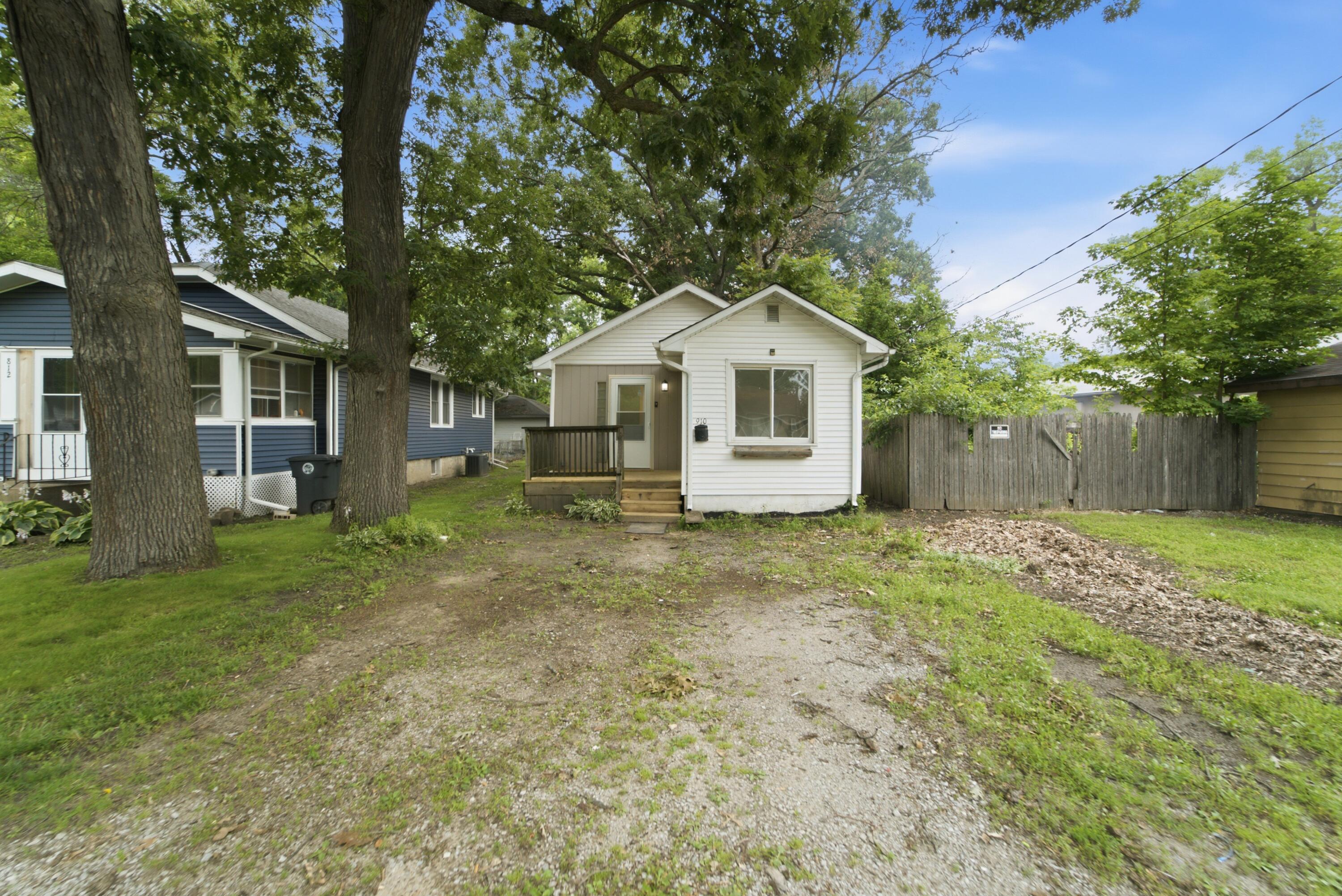 910 E 6th Street, Hobart, IN 46342; Image #23